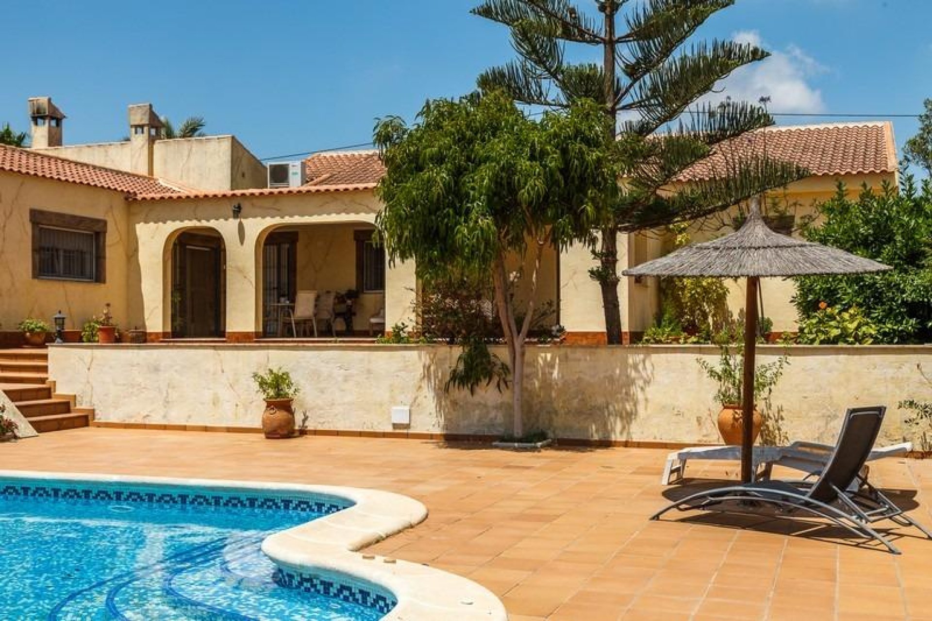 Segunda mano - Villa -
Los Montesinos - Montesinos  Los