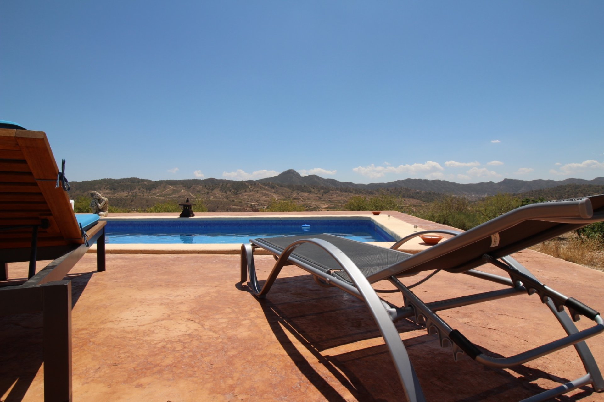 Segunda mano - Villa -
Macisvenda - Inland