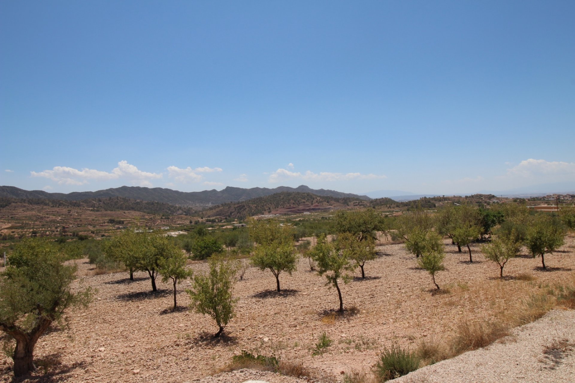 Segunda mano - Villa -
Macisvenda - Inland