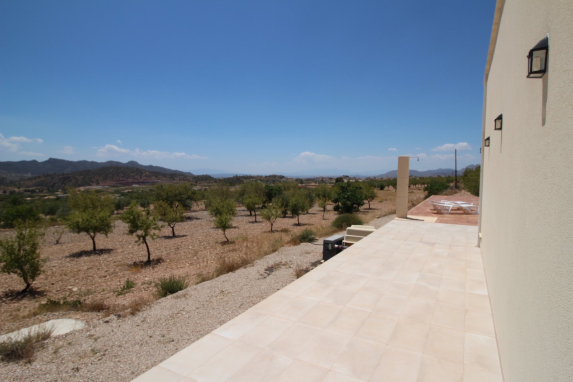 Segunda mano - Villa -
Macisvenda - Inland