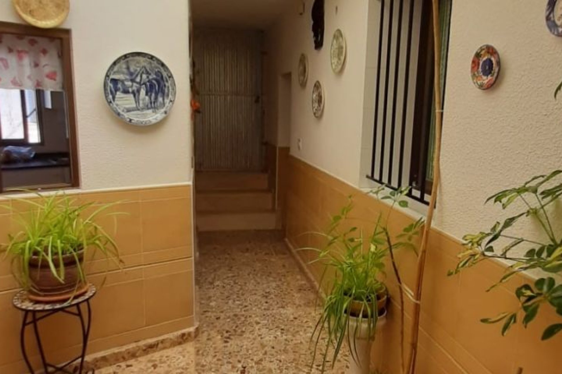 Segunda mano - Villa -
Macisvenda - Inland