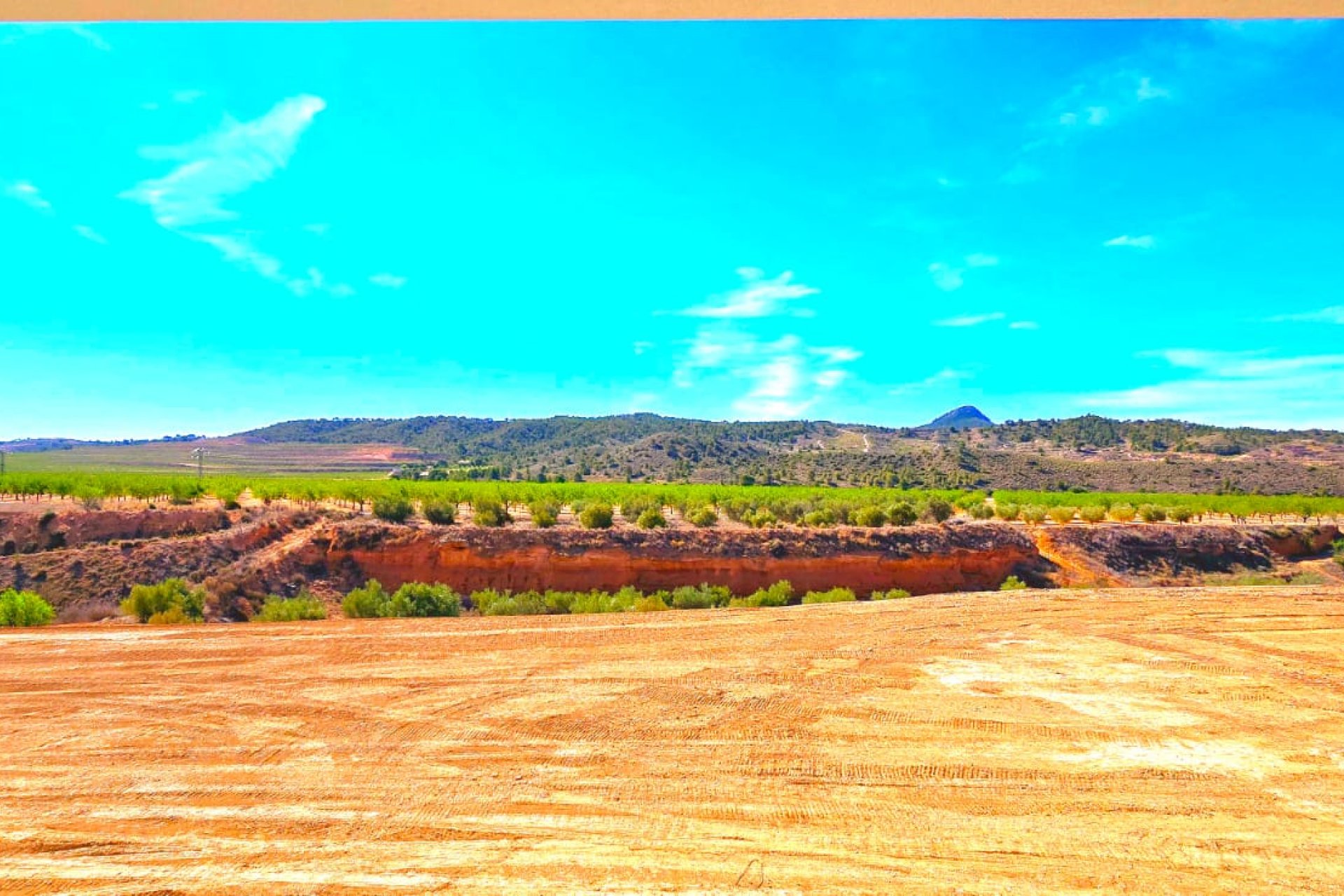 Segunda mano - Villa -
Macisvenda - Inland