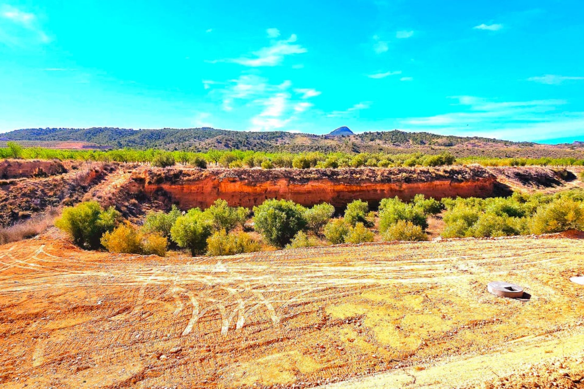 Segunda mano - Villa -
Macisvenda - Inland