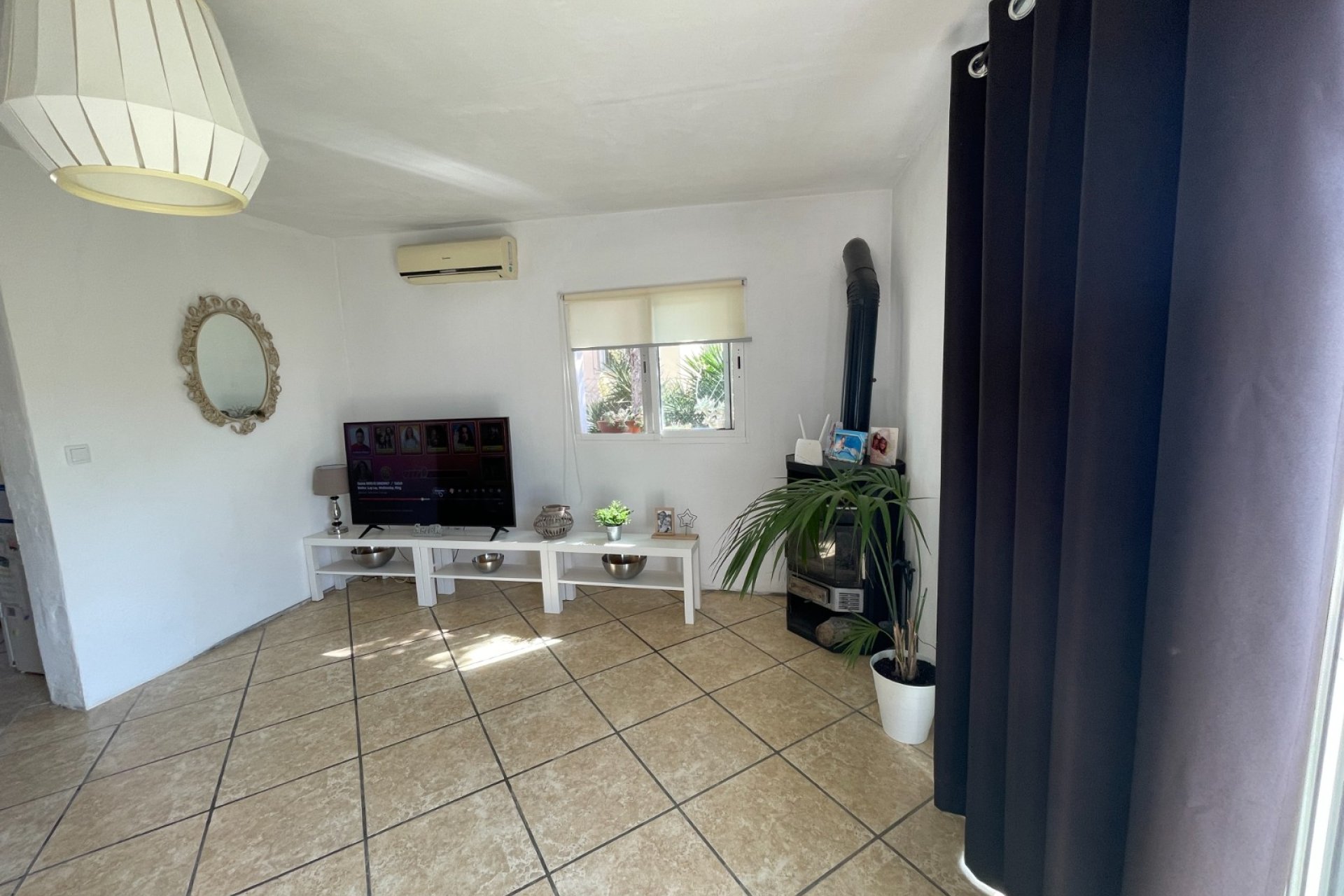 Segunda mano - Villa -
Millena - Inland