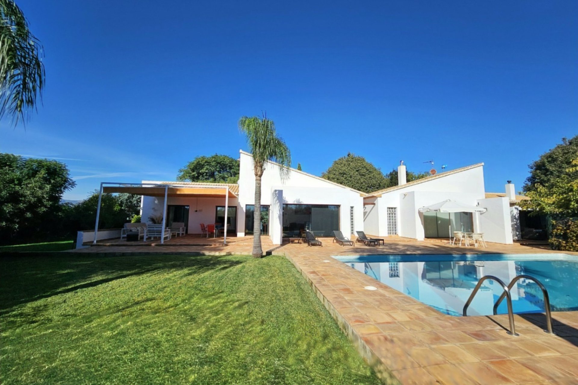 Segunda mano - Villa -
Ondara - Inland