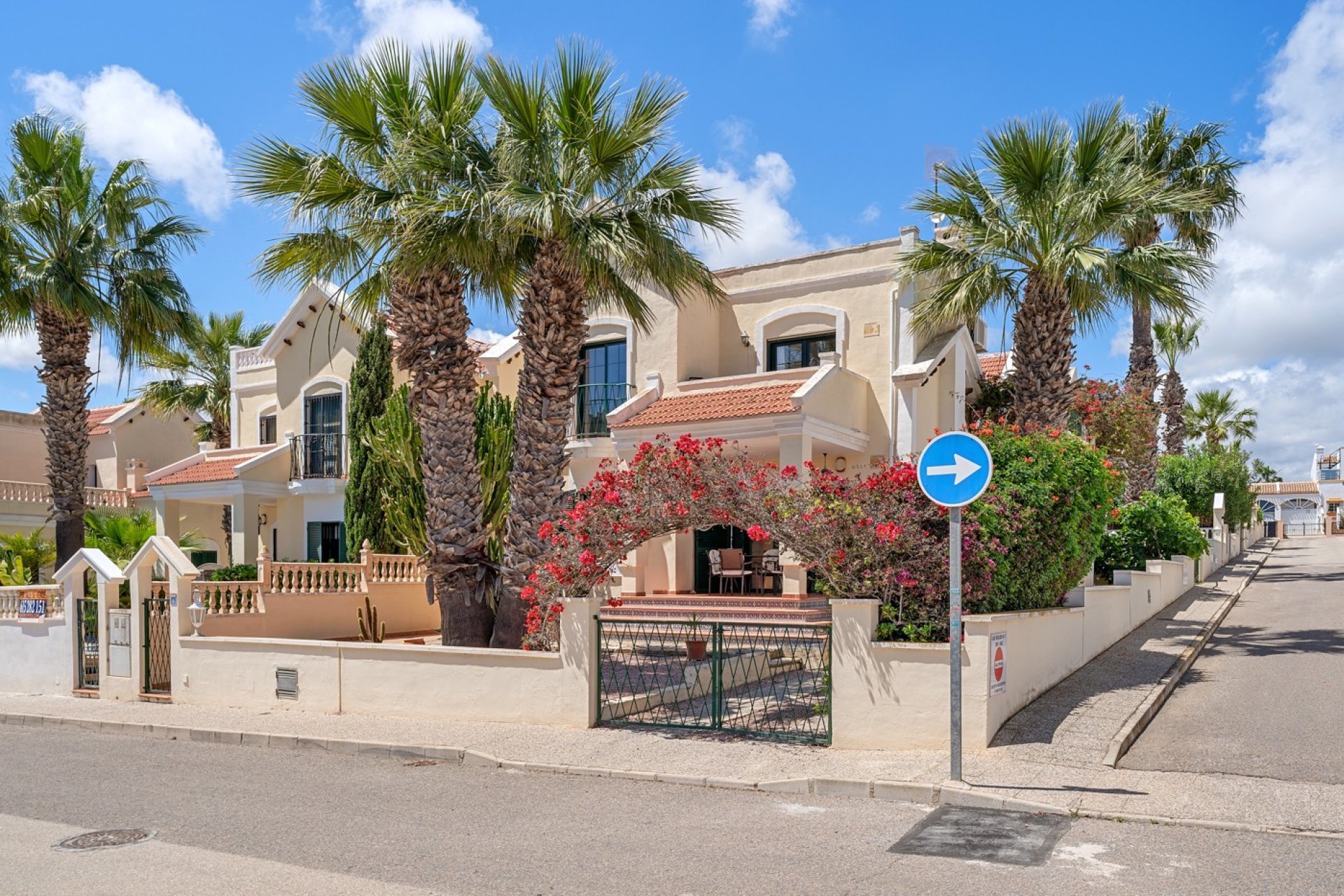 Segunda mano - Villa -
Orihuela Costa - Costa Blanca