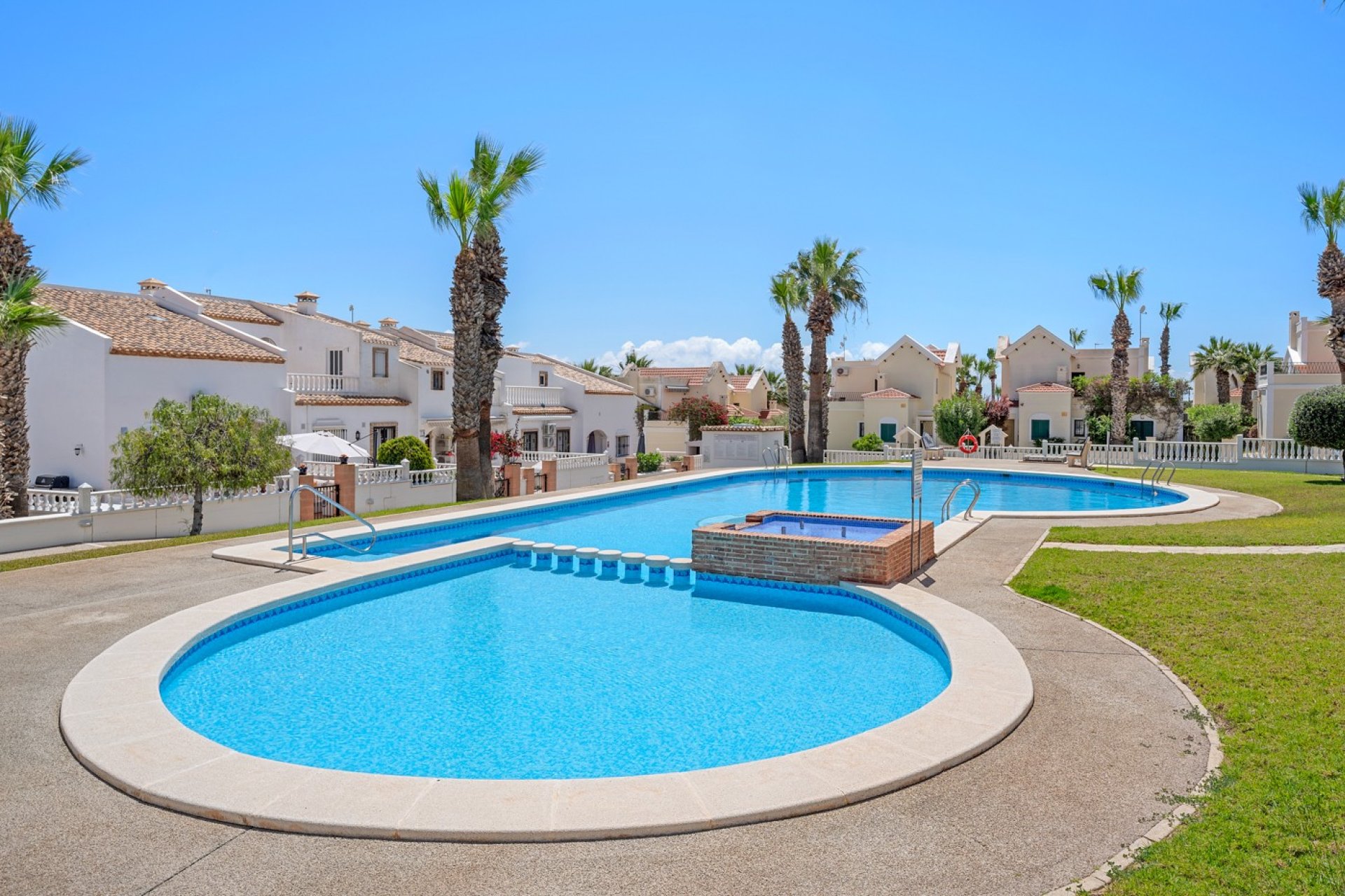 Segunda mano - Villa -
Orihuela Costa - Costa Blanca
