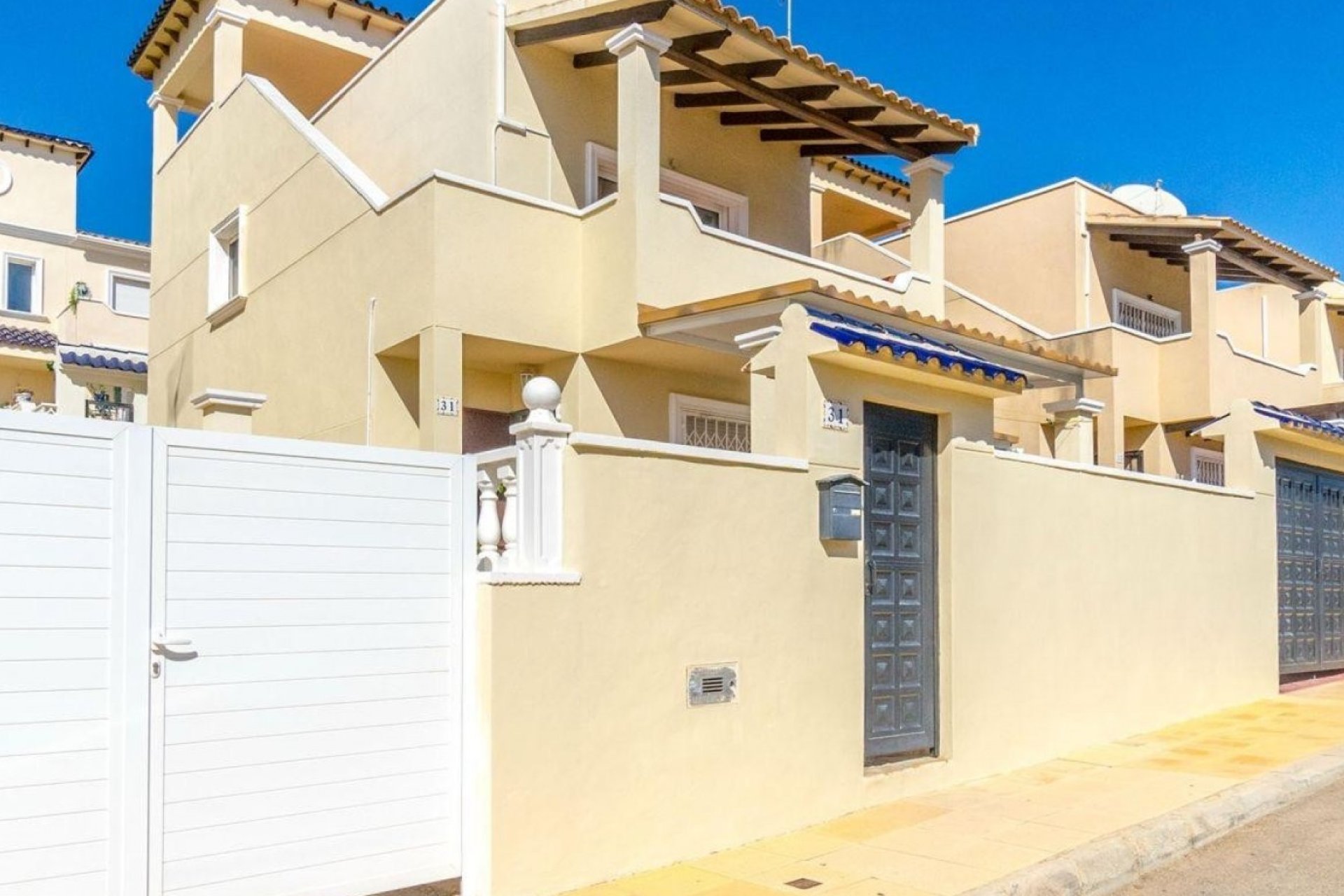 Segunda mano - Villa -
Orihuela Costa - Costa Blanca