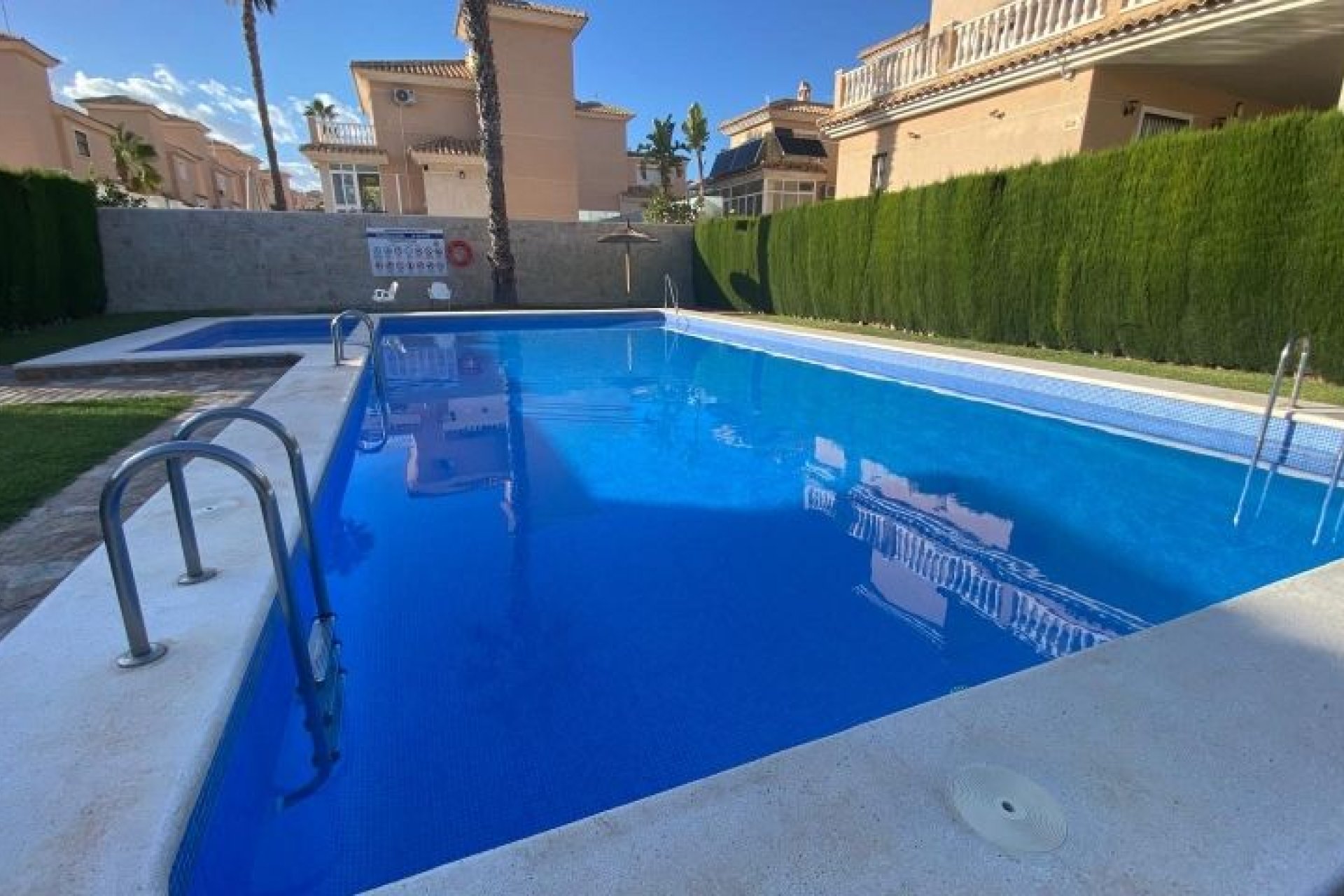 Segunda mano - Villa -
Orihuela Costa - Costa Blanca