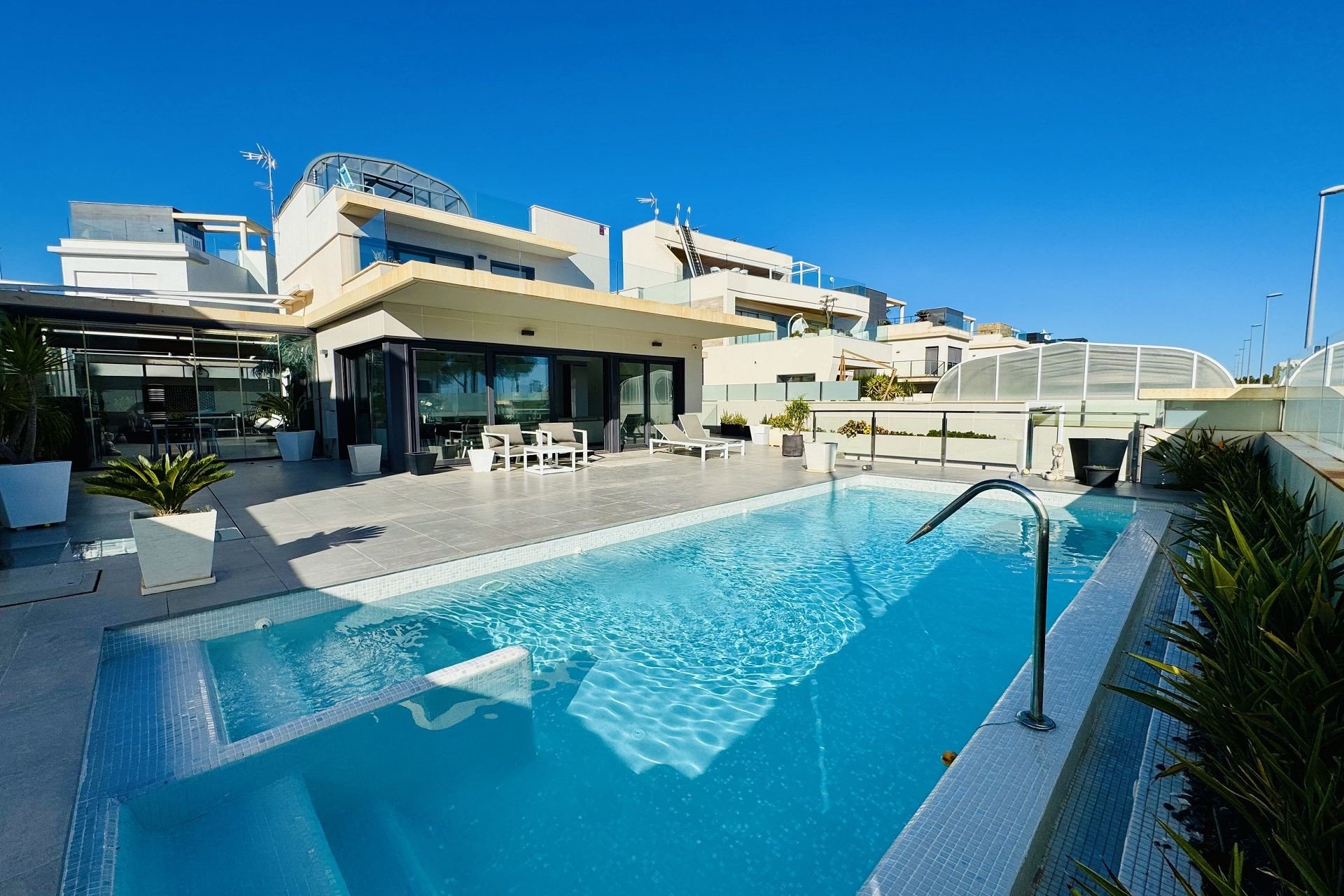 Segunda mano - Villa -
Orihuela Costa - Costa Blanca