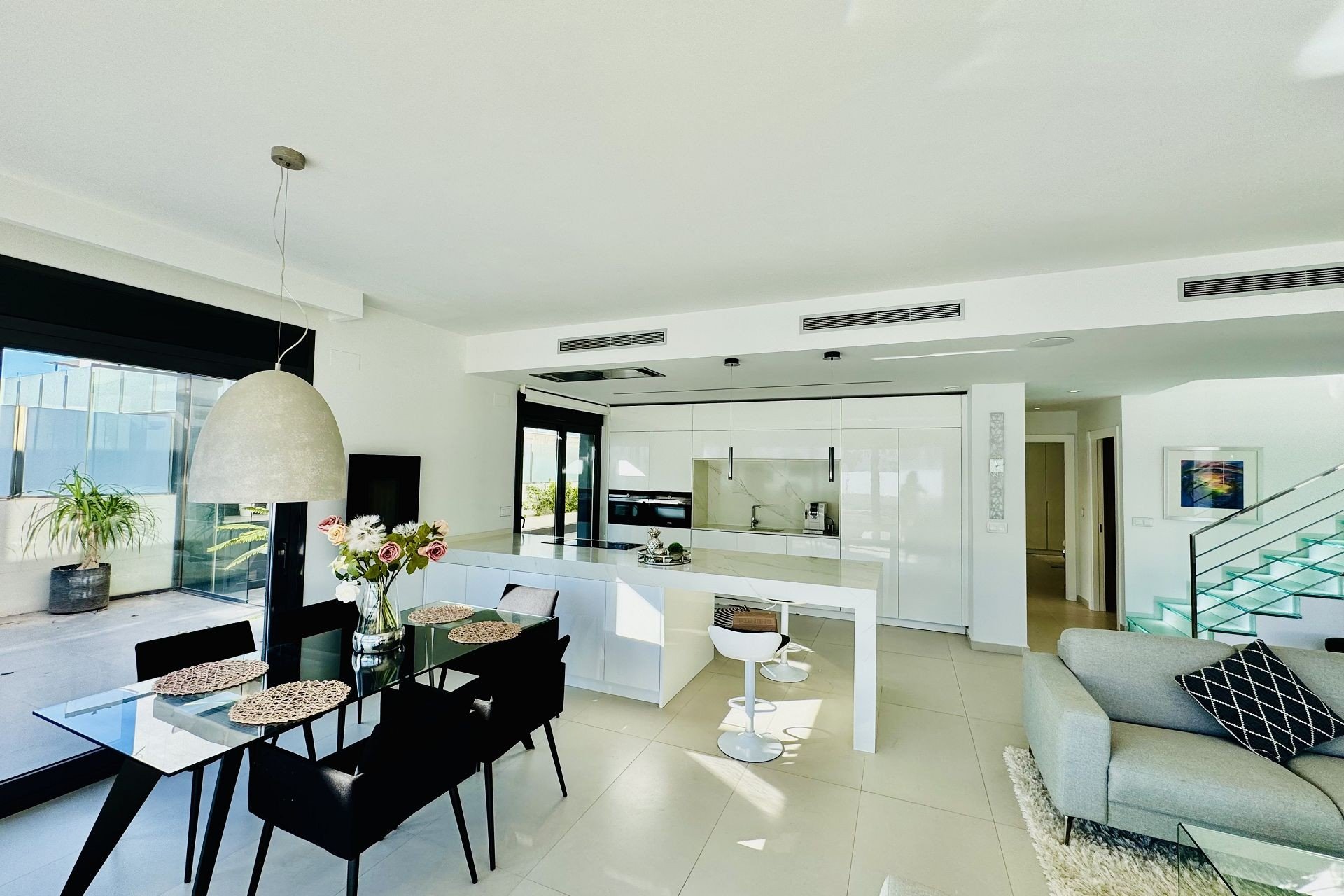 Segunda mano - Villa -
Orihuela Costa - Costa Blanca