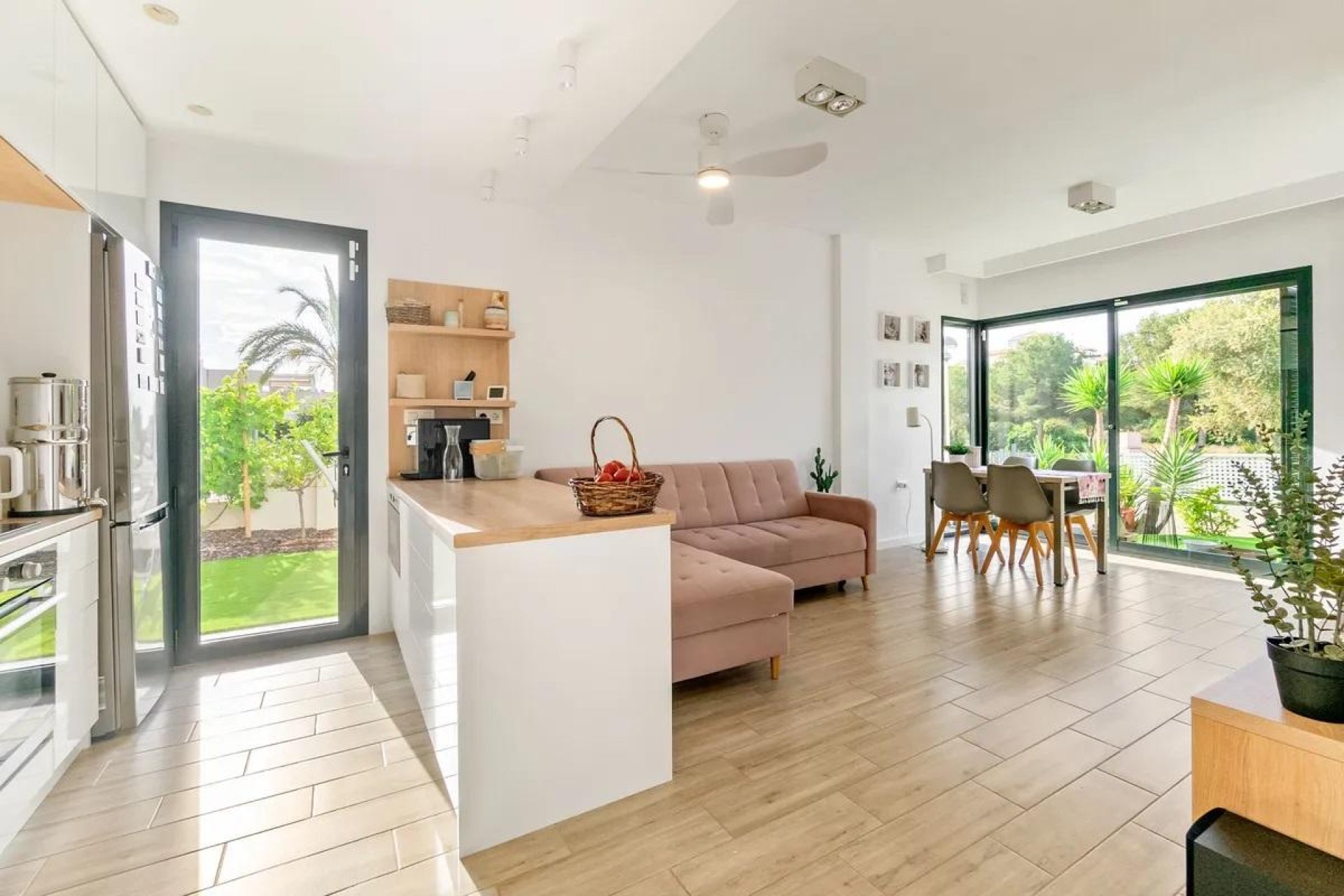 Segunda mano - Villa -
Orihuela Costa - Costa Blanca