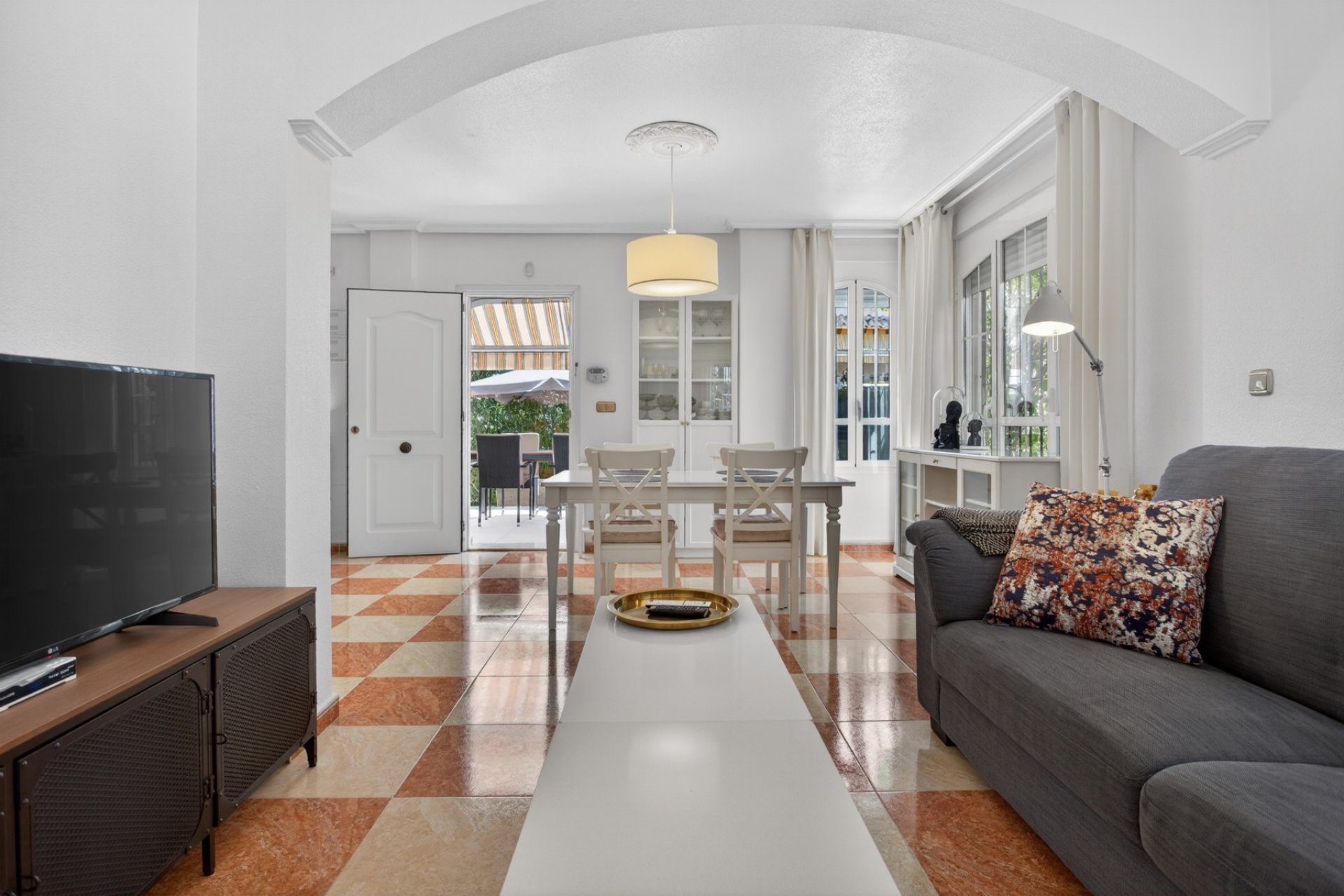 Segunda mano - Villa -
Orihuela Costa - Costa Blanca