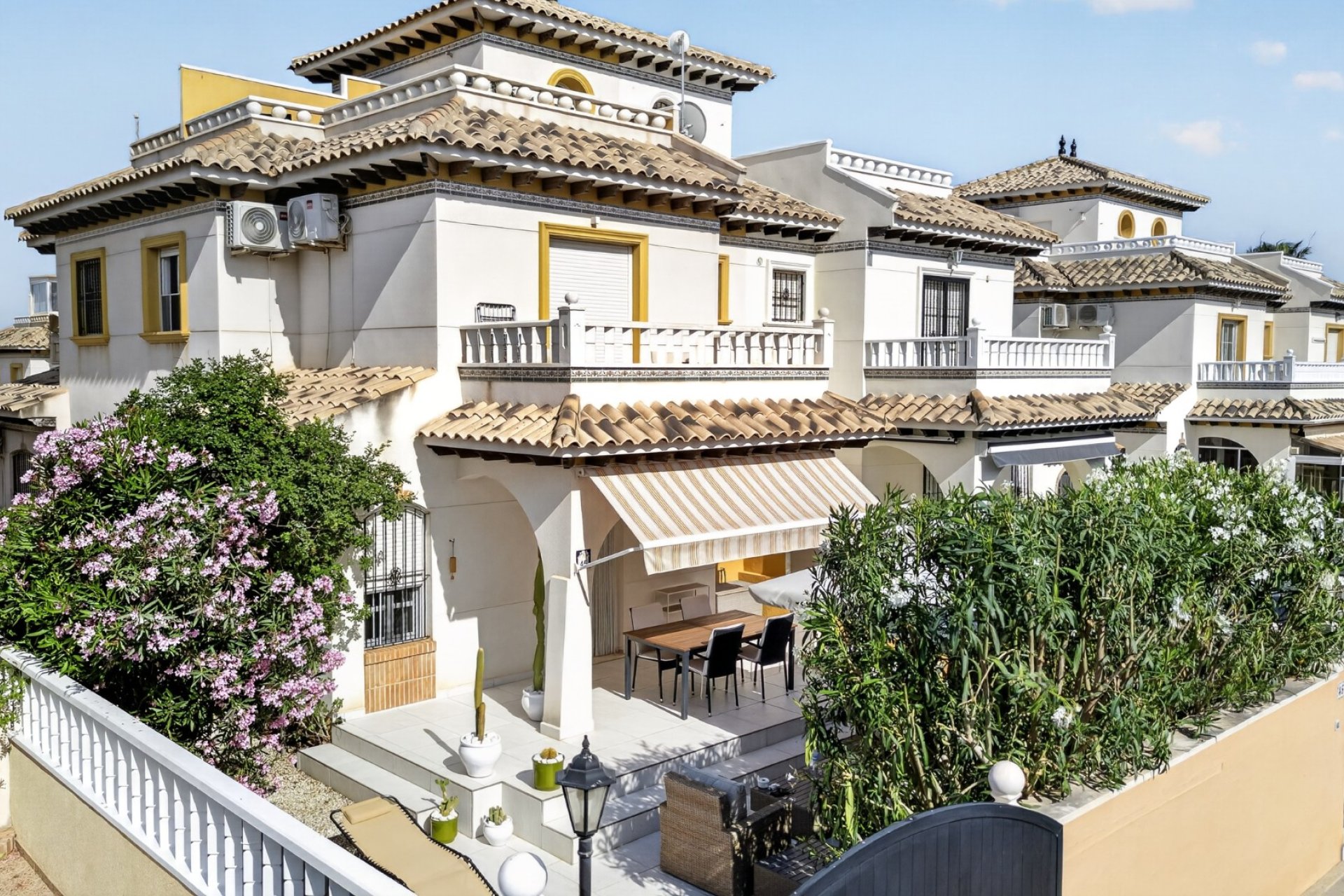 Segunda mano - Villa -
Orihuela Costa - Costa Blanca