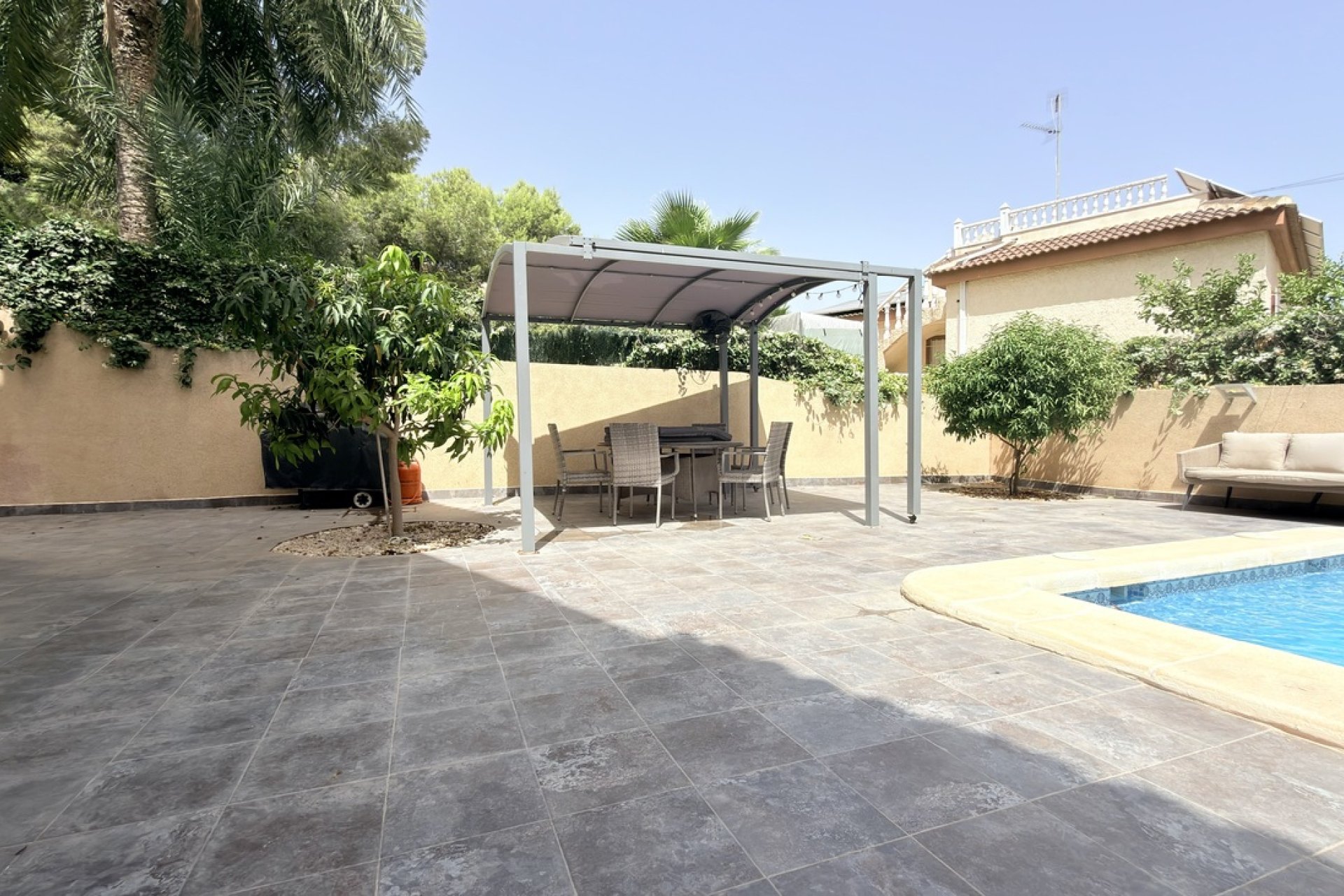 Segunda mano - Villa -
Orihuela Costa - Costa Blanca