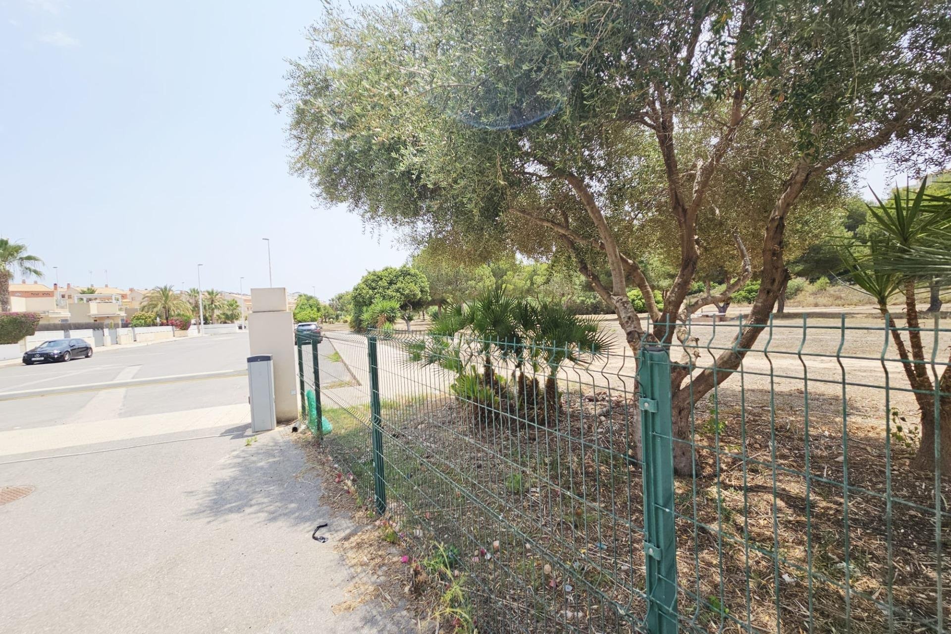 Segunda mano - Villa -
Orihuela Costa - La Regia