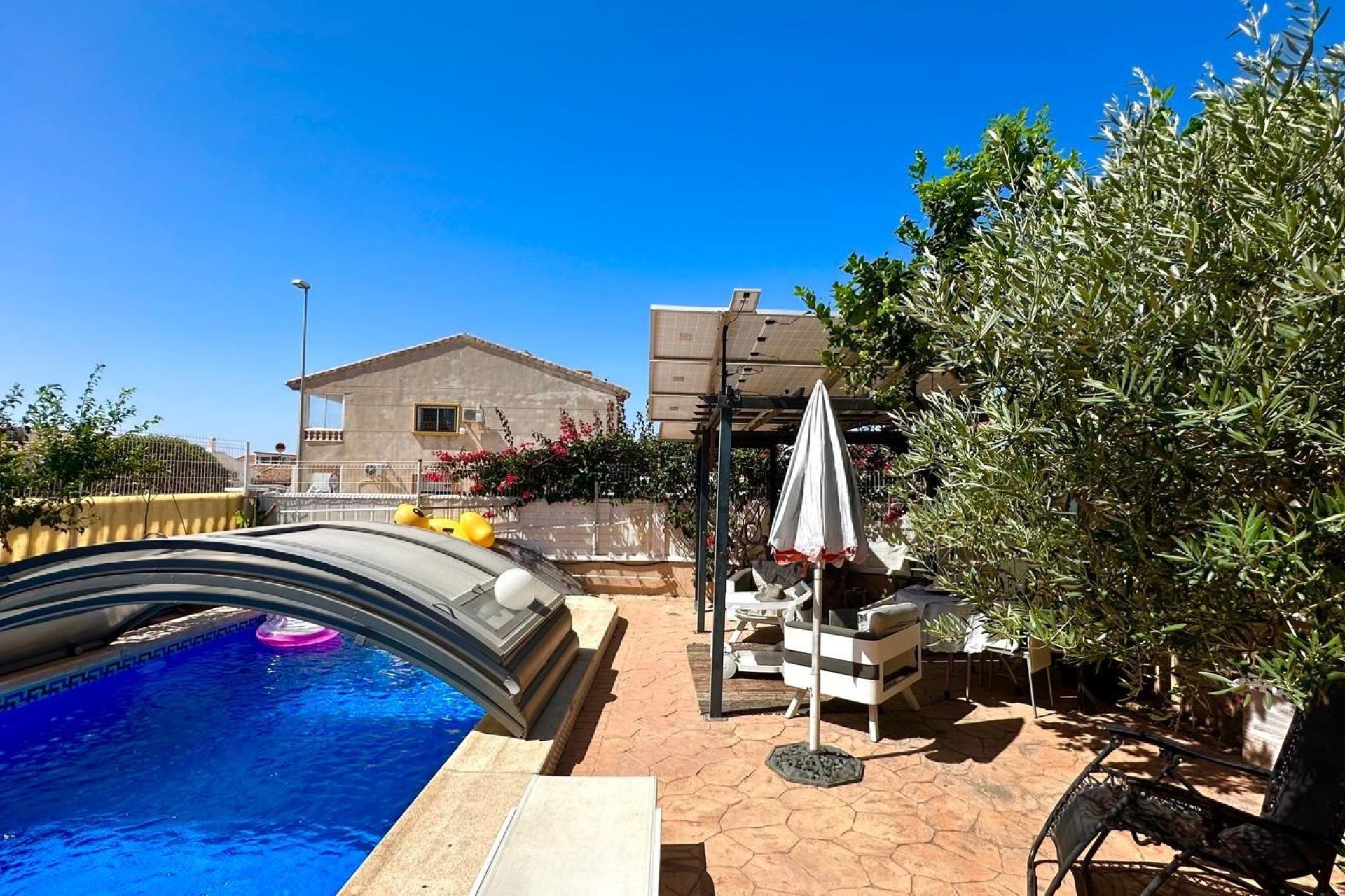 Segunda mano - Villa -
Orihuela Costa - La Regia