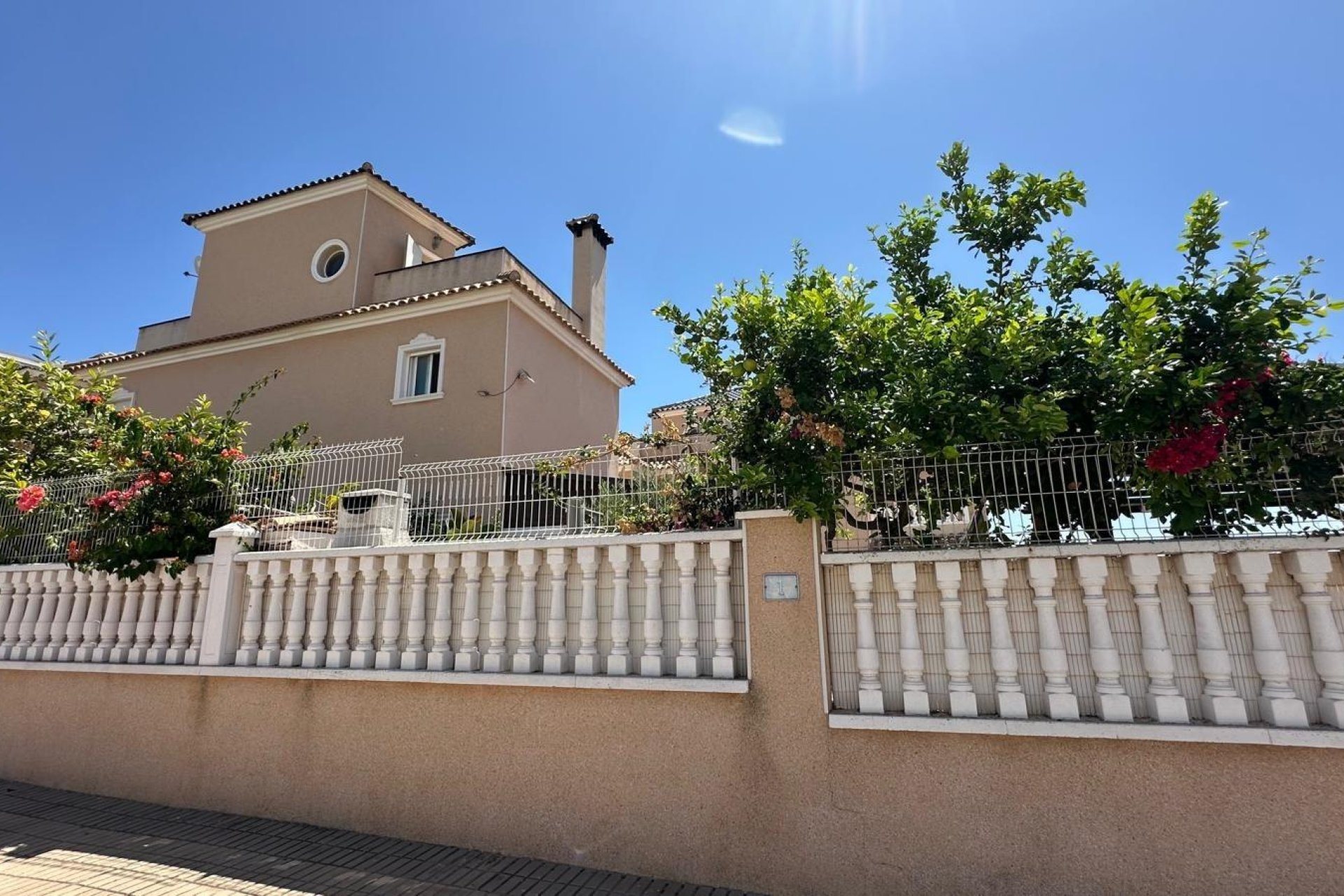 Segunda mano - Villa -
Orihuela Costa - La Regia