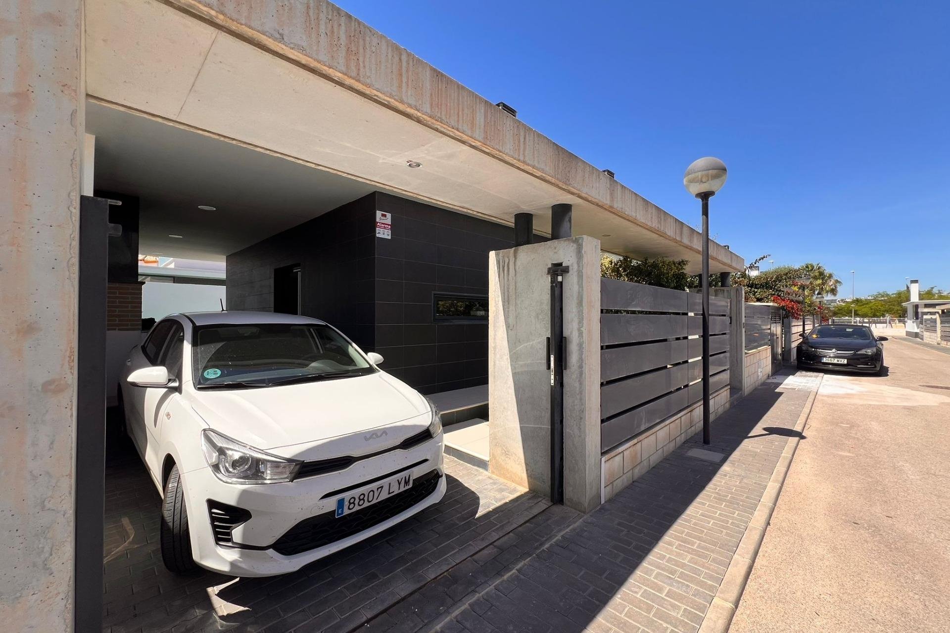 Segunda mano - Villa -
Orihuela Costa - Lomas de Cabo Roig