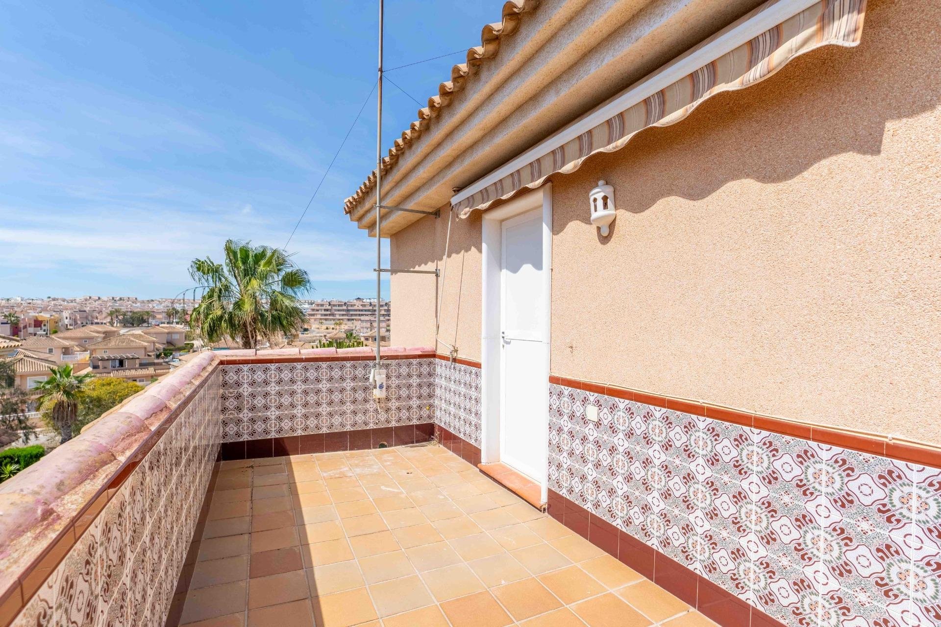Segunda mano - Villa -
Orihuela Costa - Punta Prima