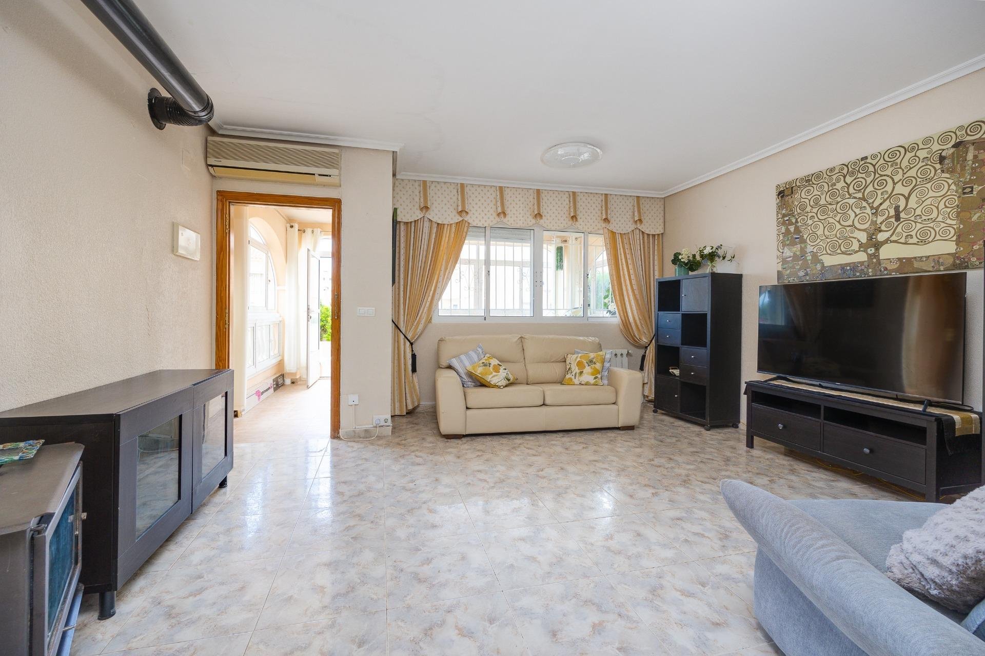 Segunda mano - Villa -
Orihuela Costa - Villamartín-las Filipinas