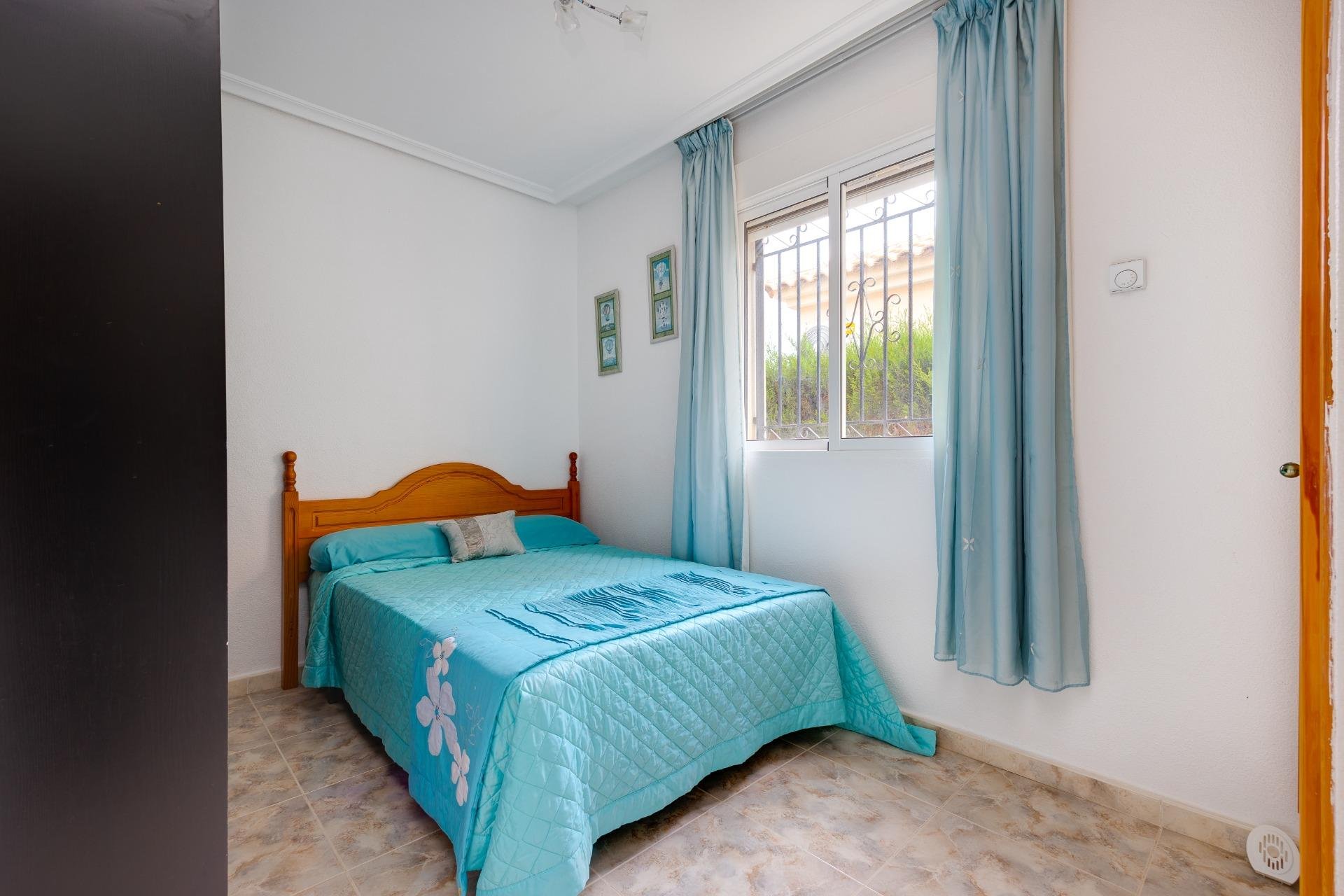 Segunda mano - Villa -
Orihuela Costa - Villamartín-las Filipinas