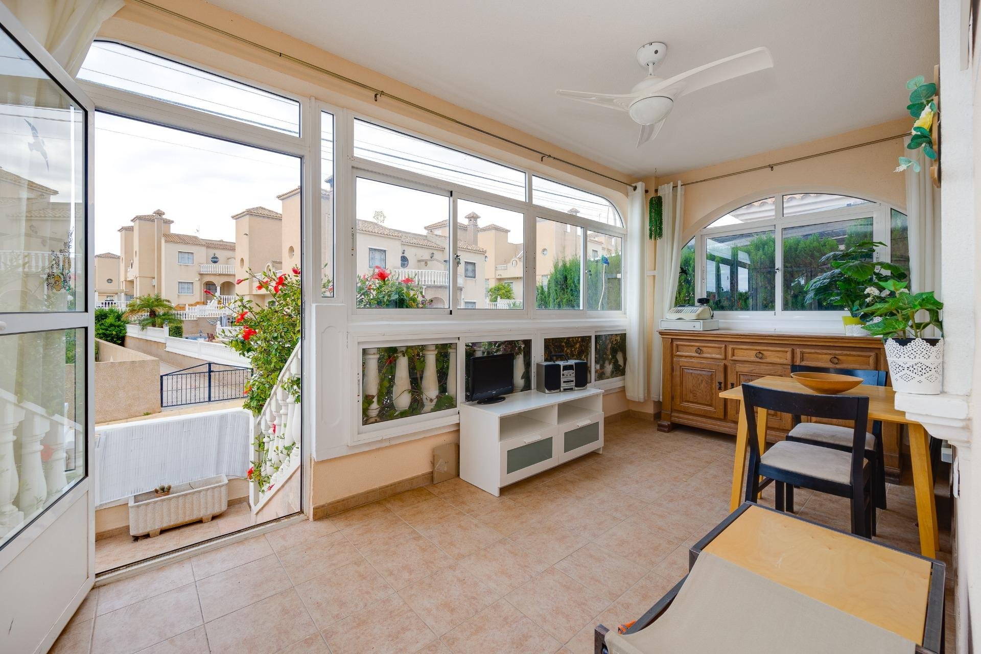 Segunda mano - Villa -
Orihuela Costa - Villamartín-las Filipinas
