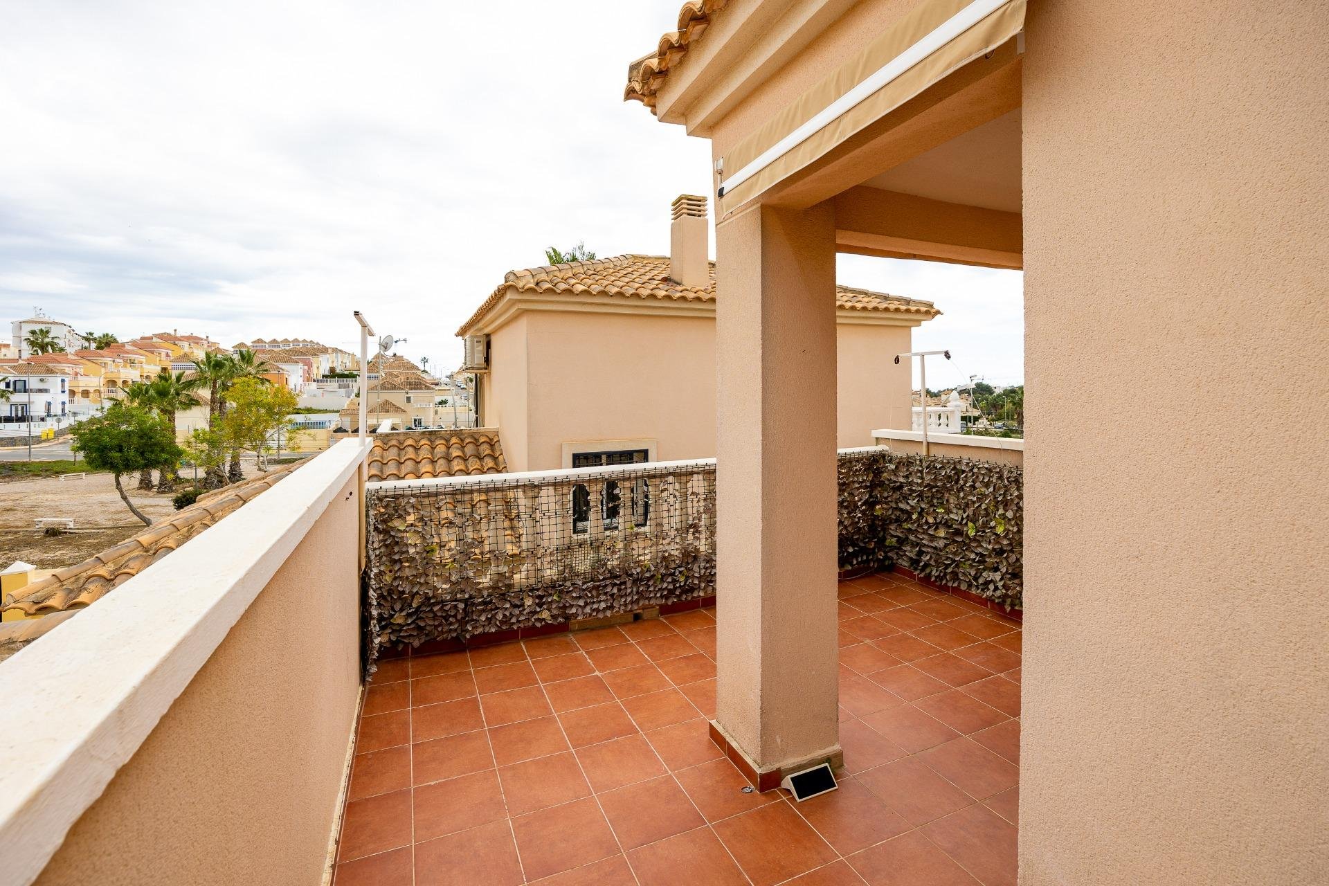 Segunda mano - Villa -
Orihuela Costa - Villamartín-las Filipinas