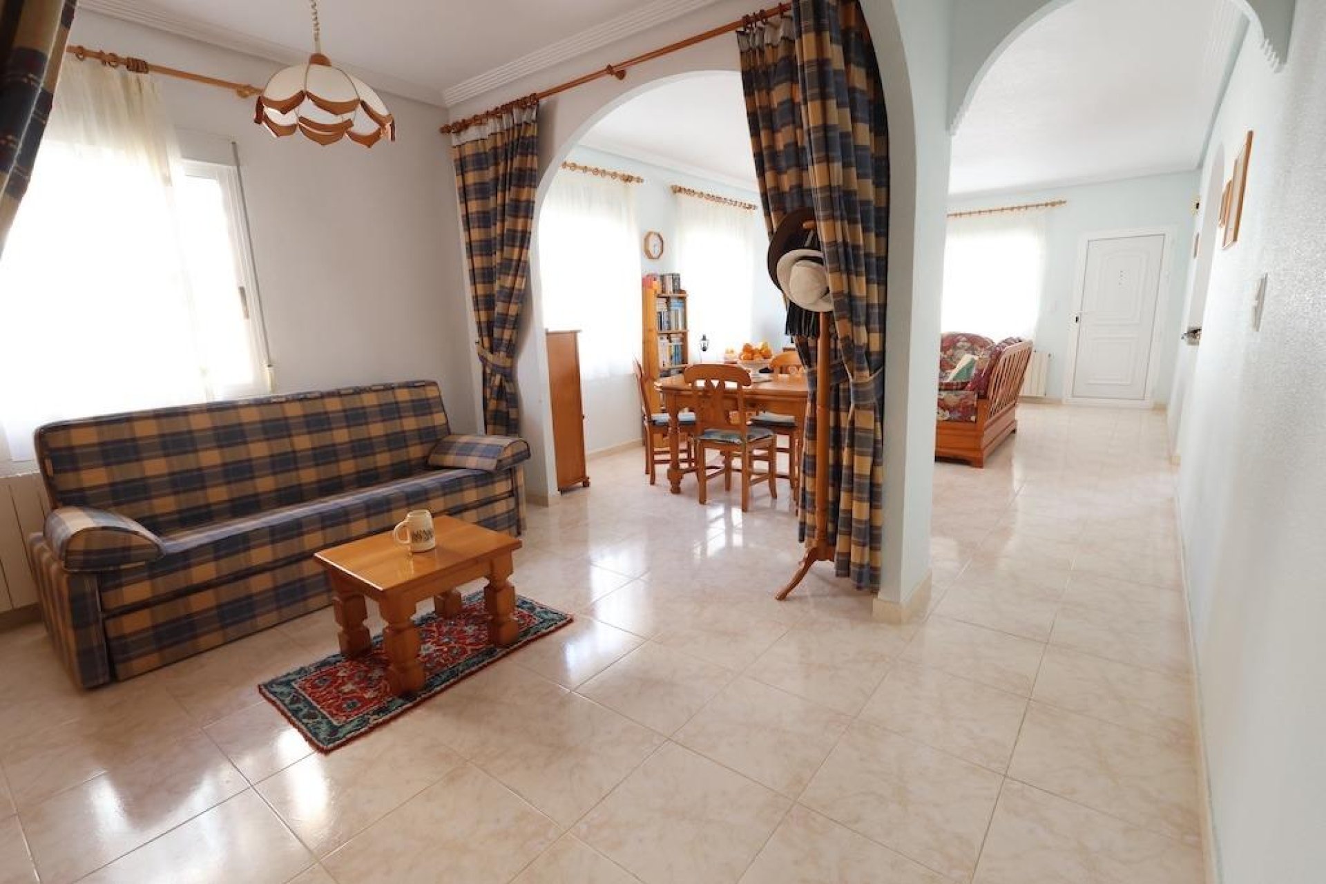 Segunda mano - Villa -
Orihuela - Inland