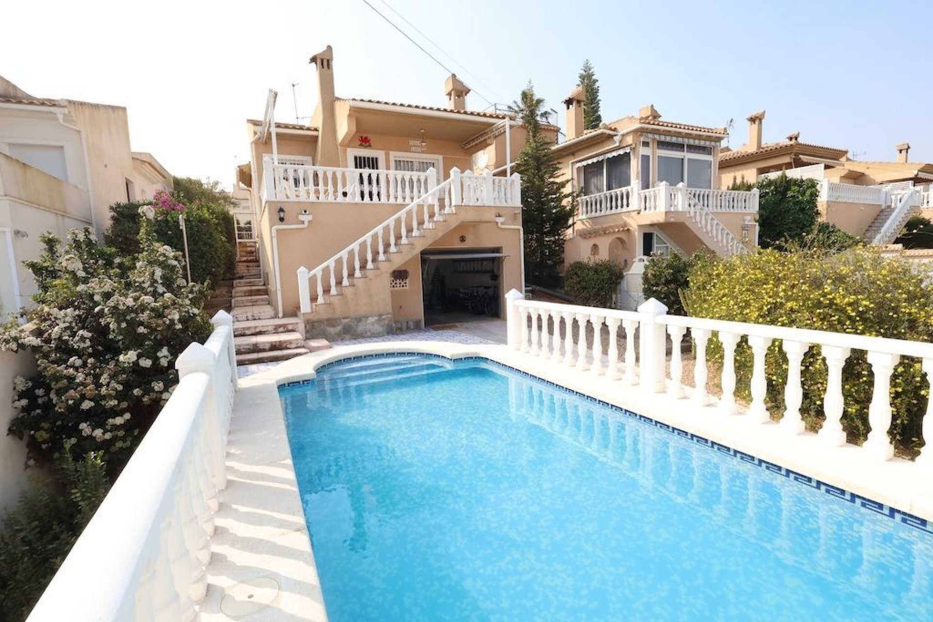 Segunda mano - Villa -
Orihuela - Inland