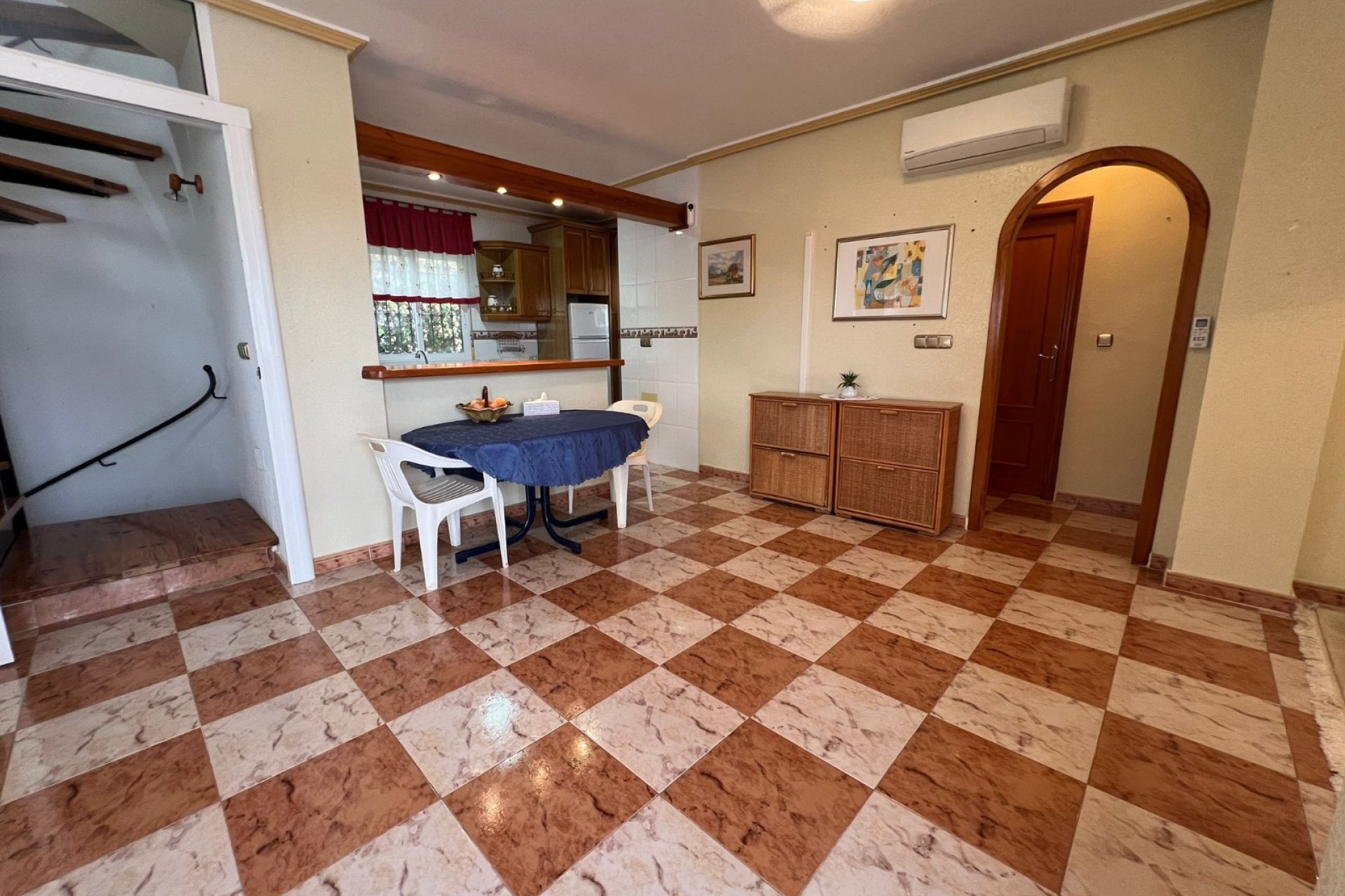 Segunda mano - Villa -
Orihuela - Inland