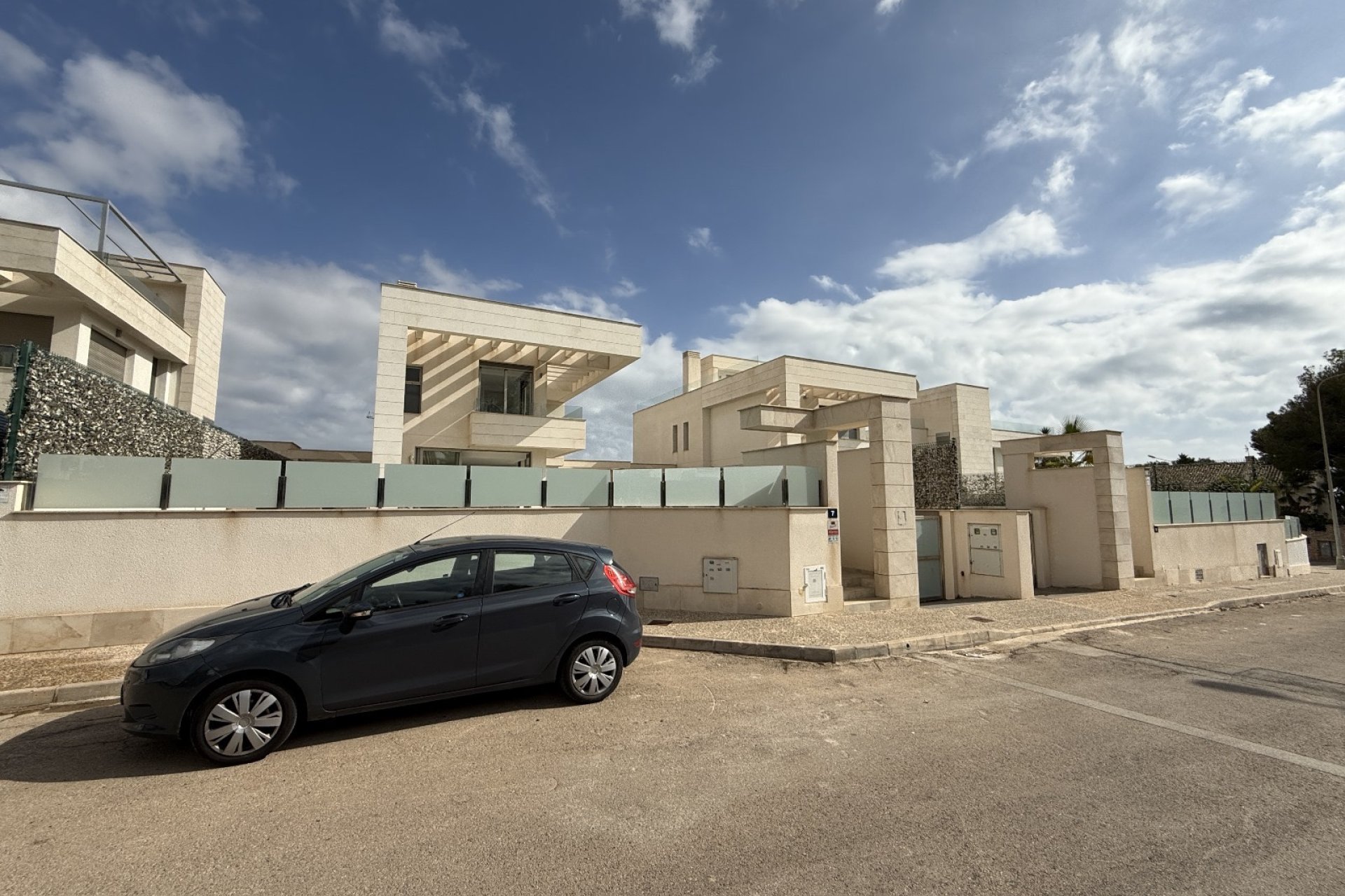 Segunda mano - Villa -
Orihuela - Inland