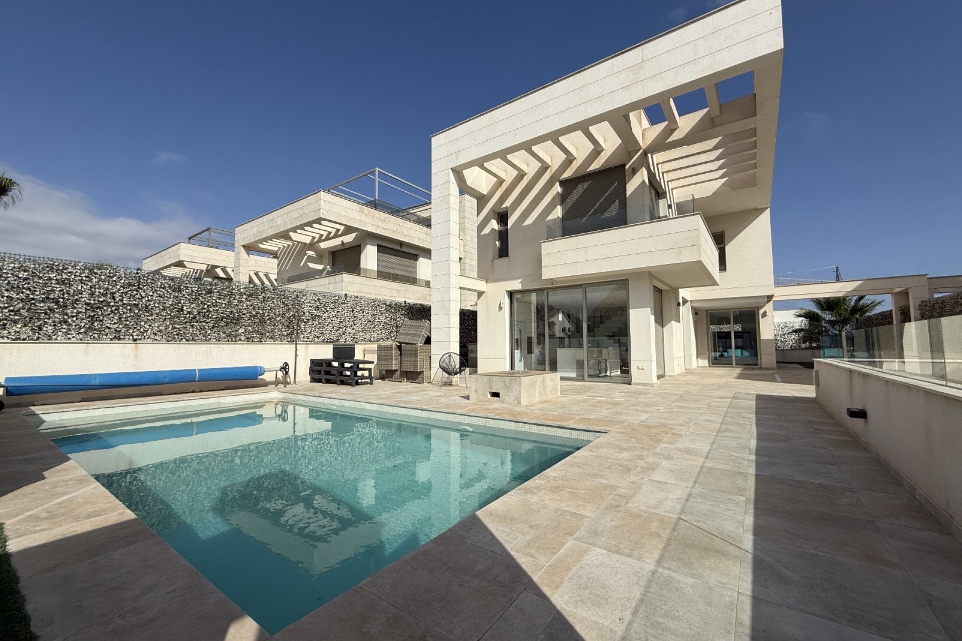 Segunda mano - Villa -
Orihuela - Inland