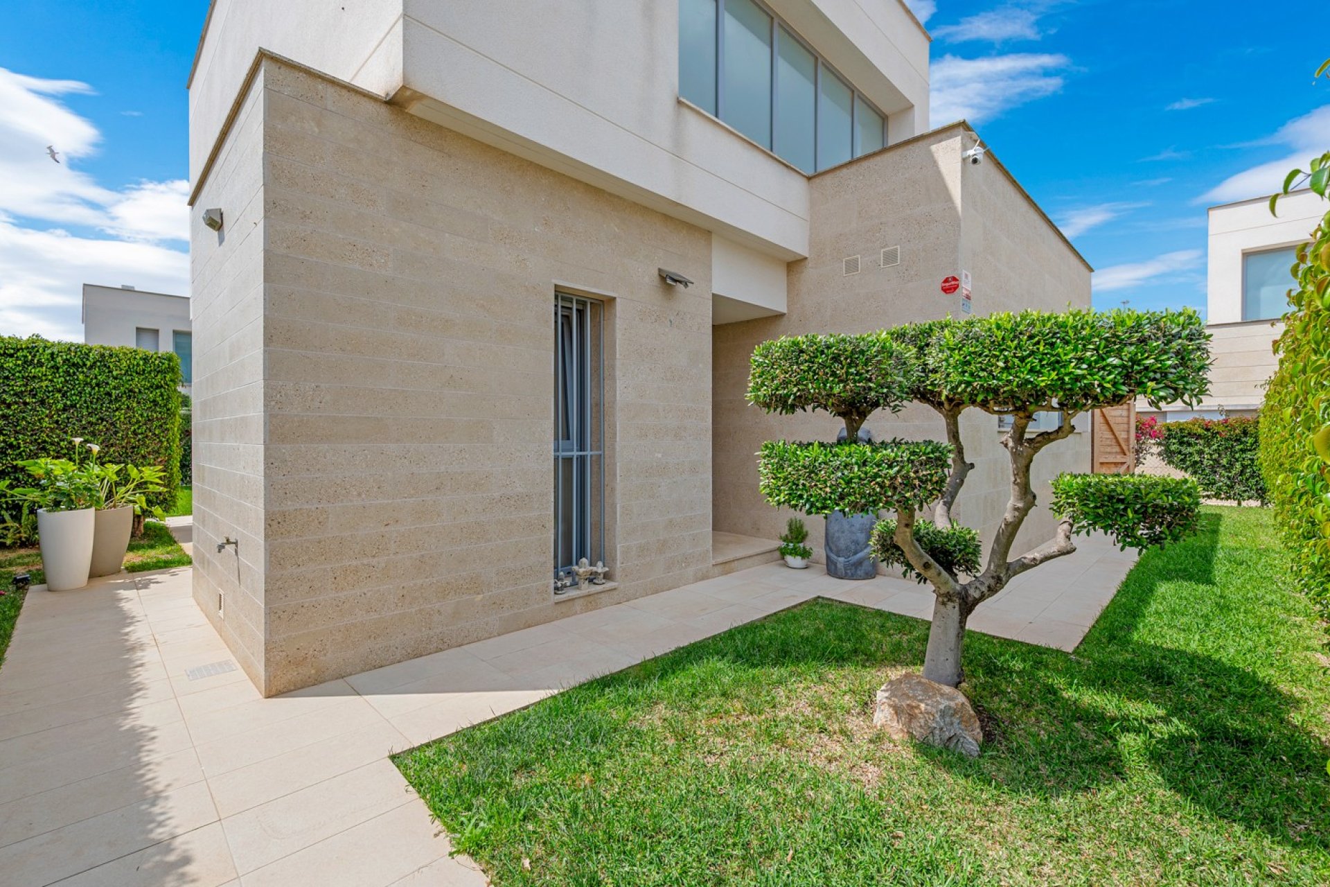 Segunda mano - Villa -
Orihuela - Inland