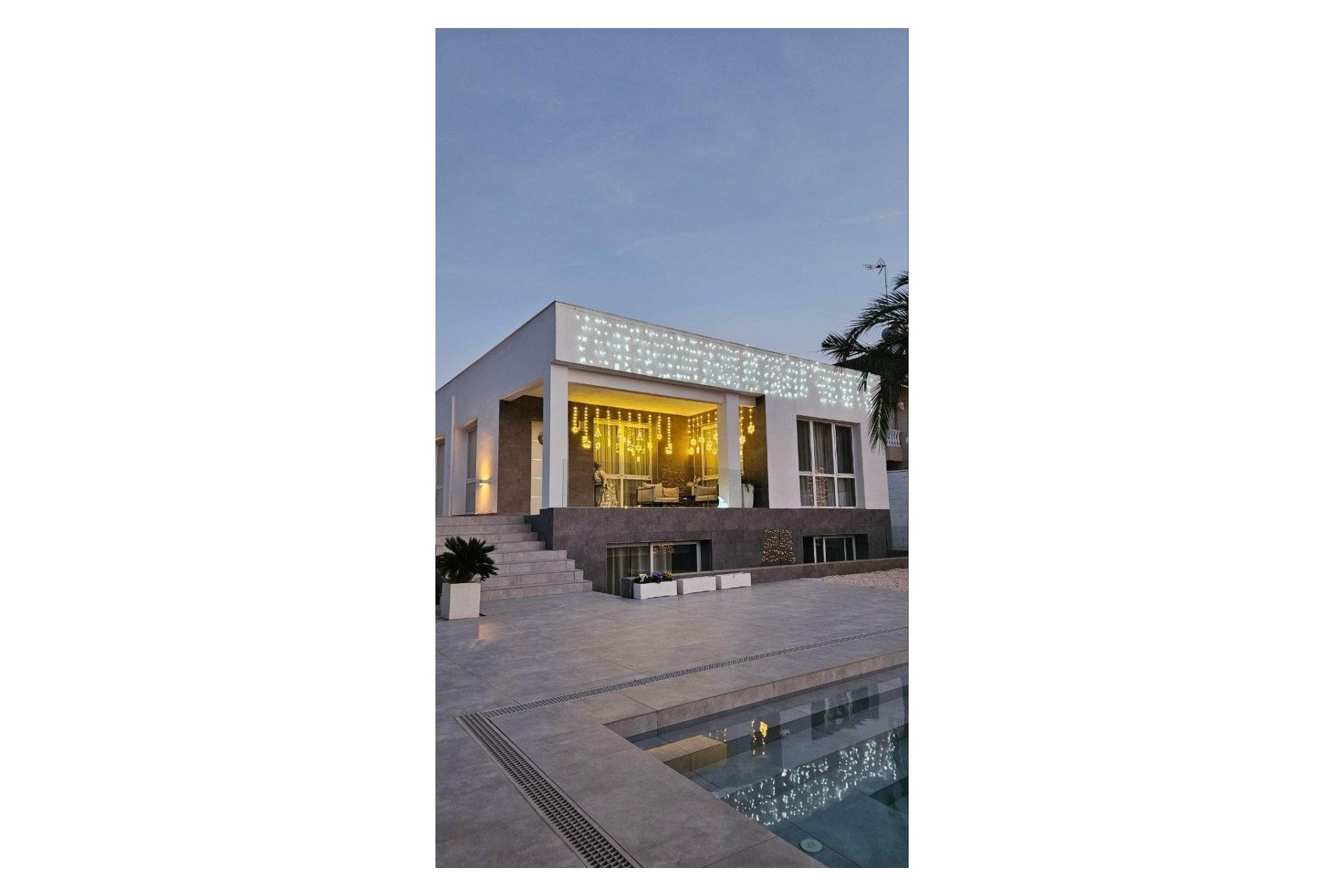 Segunda mano - Villa -
Orihuela - Inland