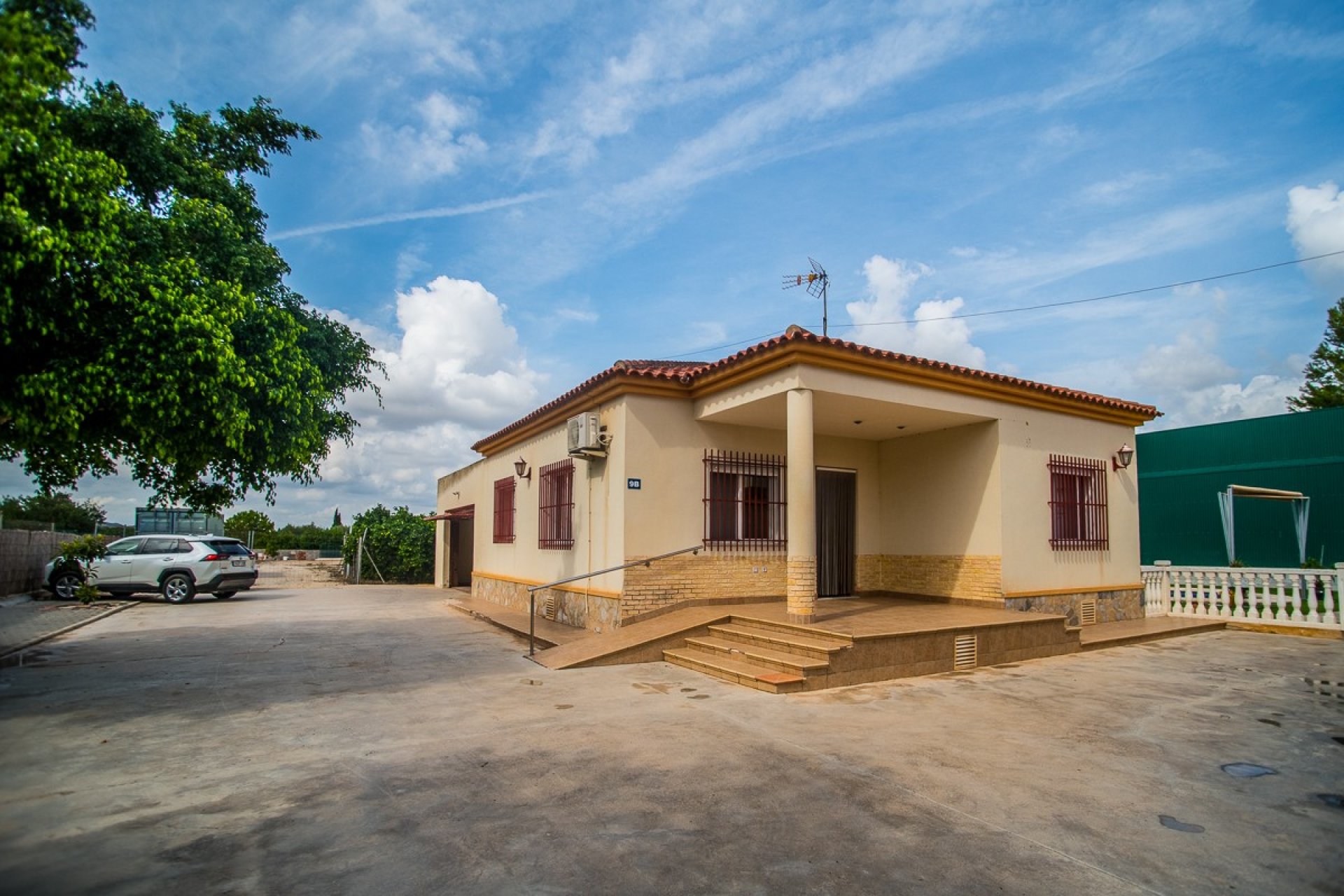 Segunda mano - Villa -
Orihuela - Inland