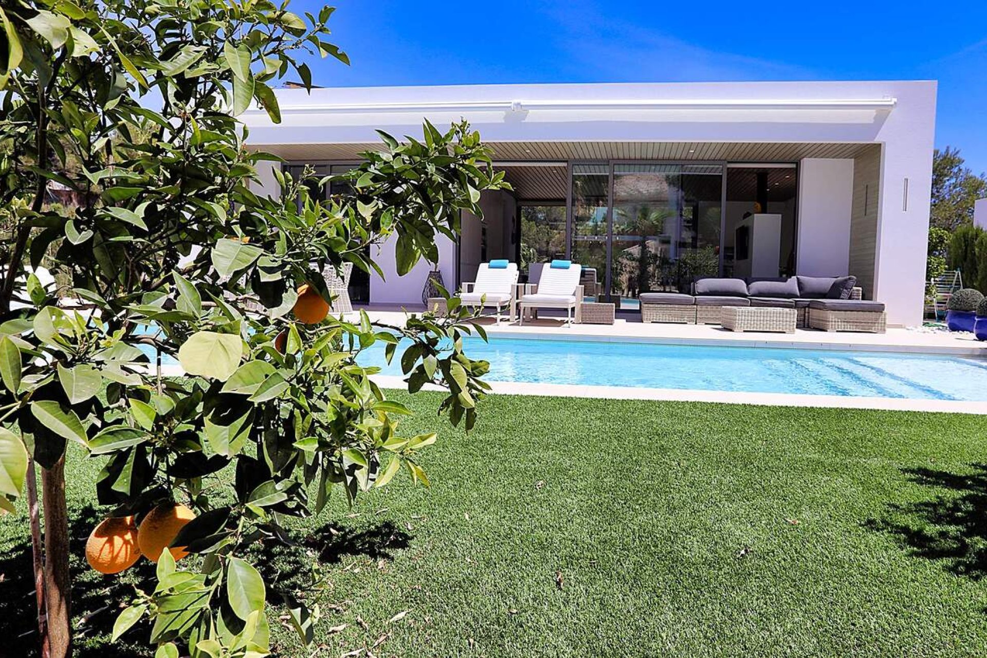 Segunda mano - Villa -
Orihuela - Las Colinas Golf