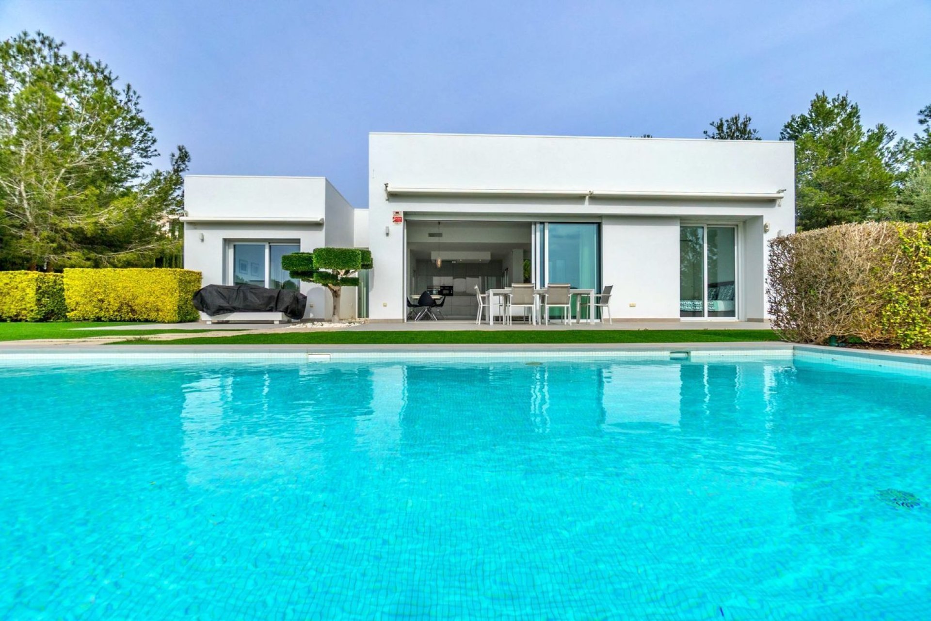 Segunda mano - Villa -
Orihuela - Las Colinas Golf