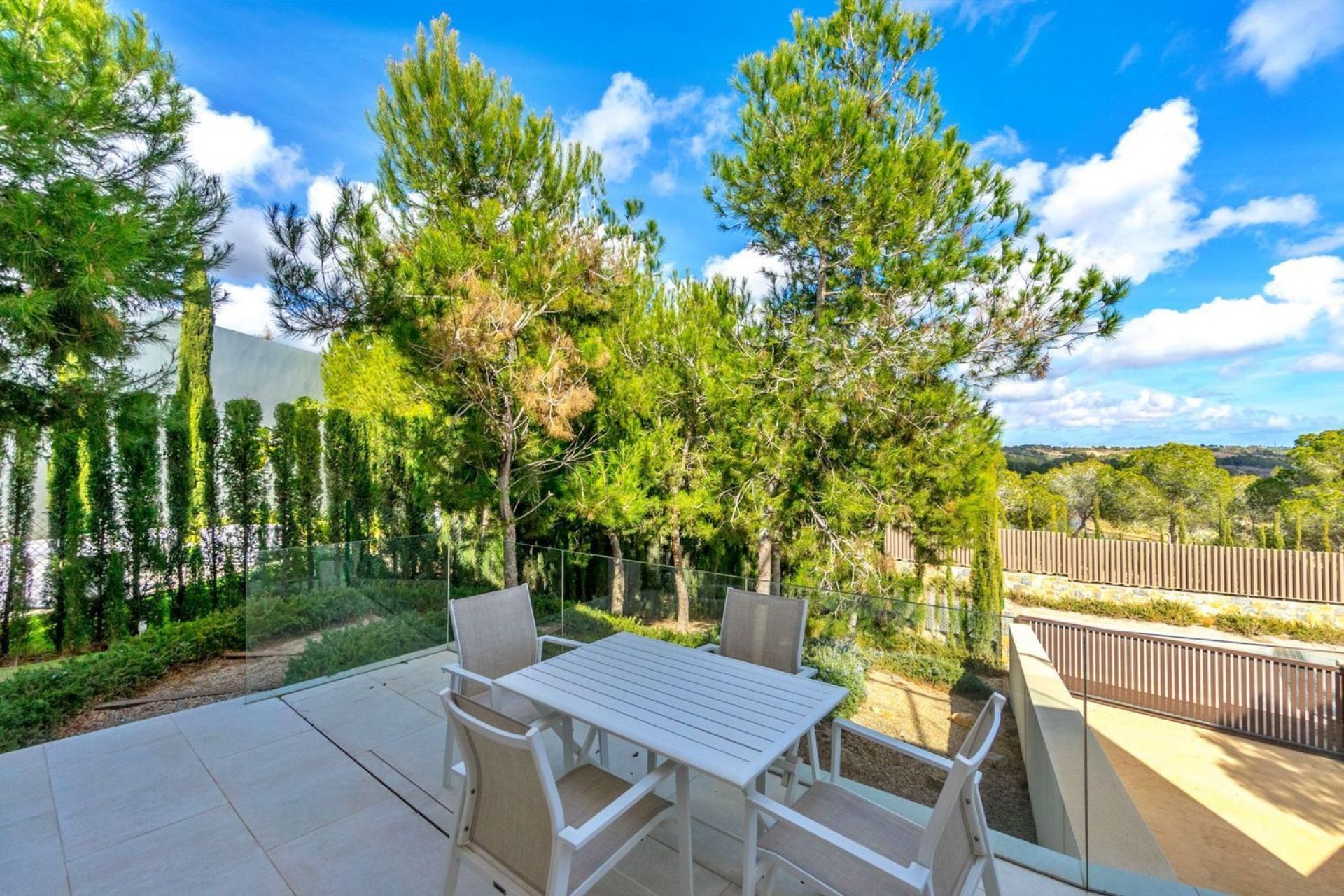 Segunda mano - Villa -
Orihuela - Las Colinas Golf