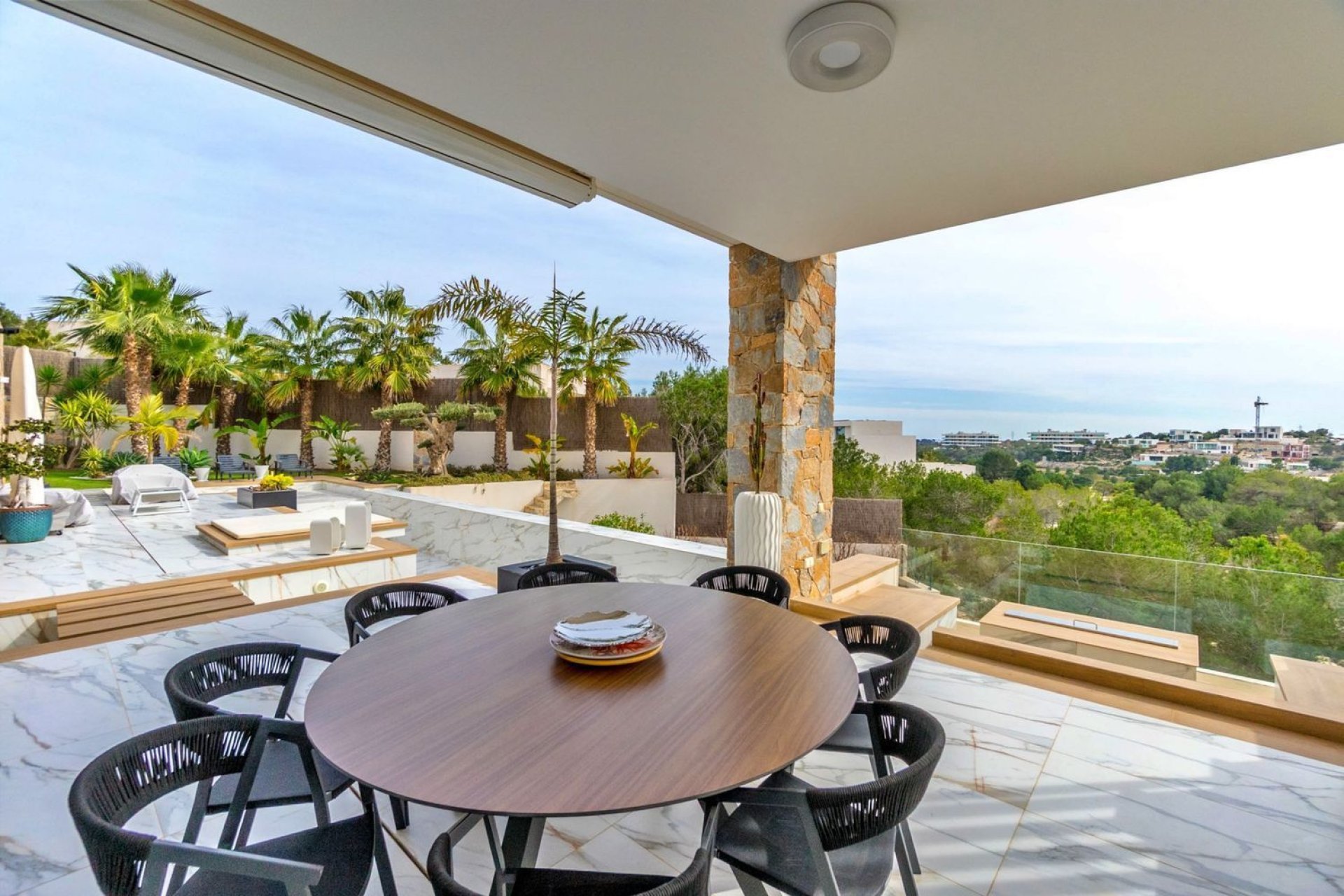 Segunda mano - Villa -
Orihuela - Las Colinas Golf