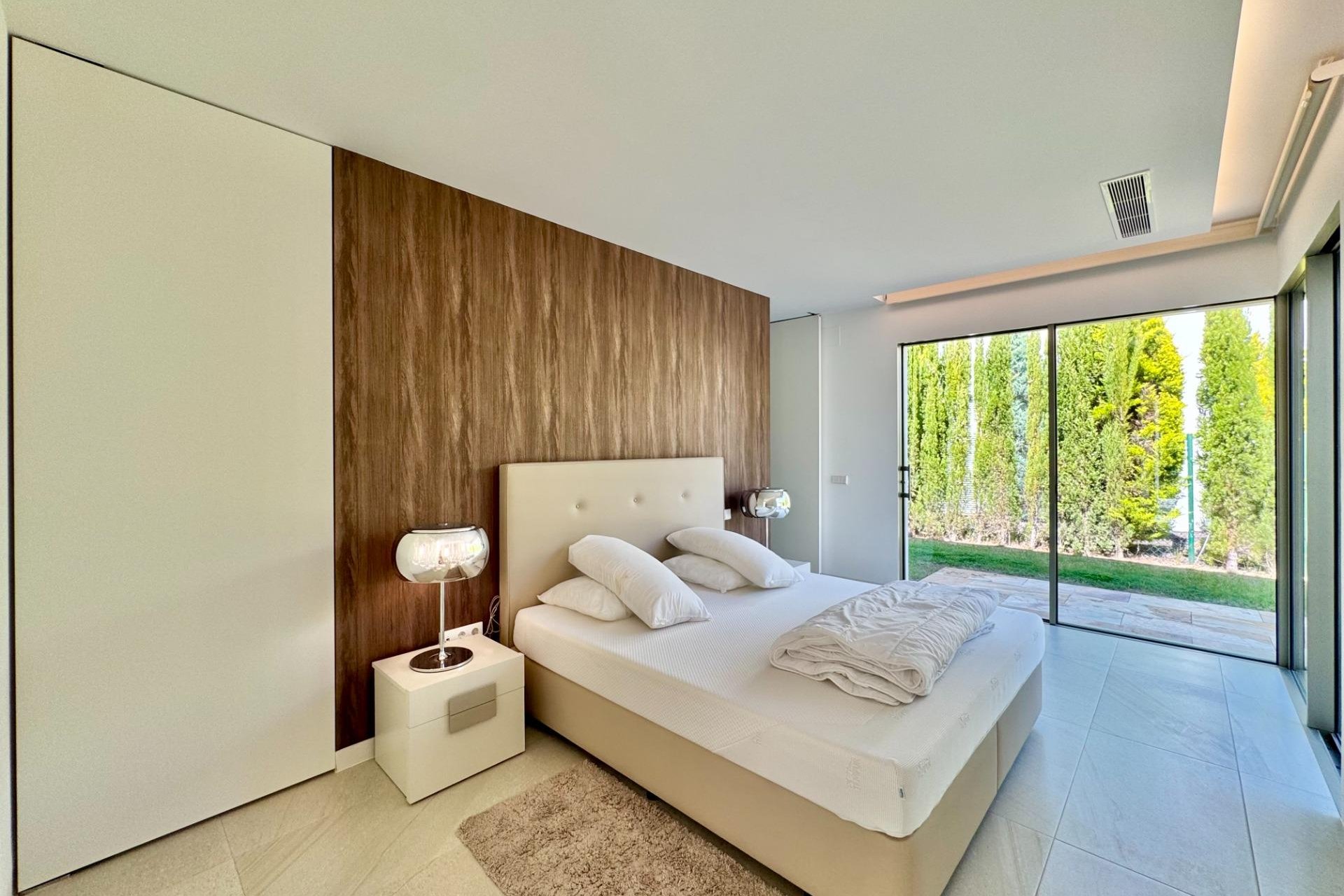 Segunda mano - Villa -
Orihuela - Las Colinas Golf