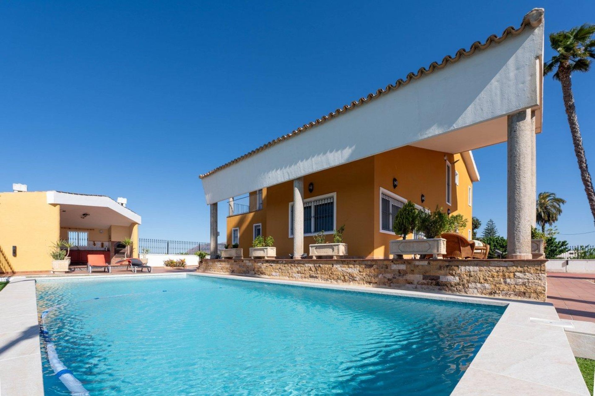 Segunda mano - Villa -
Orihuela - Orihuela Ciudad