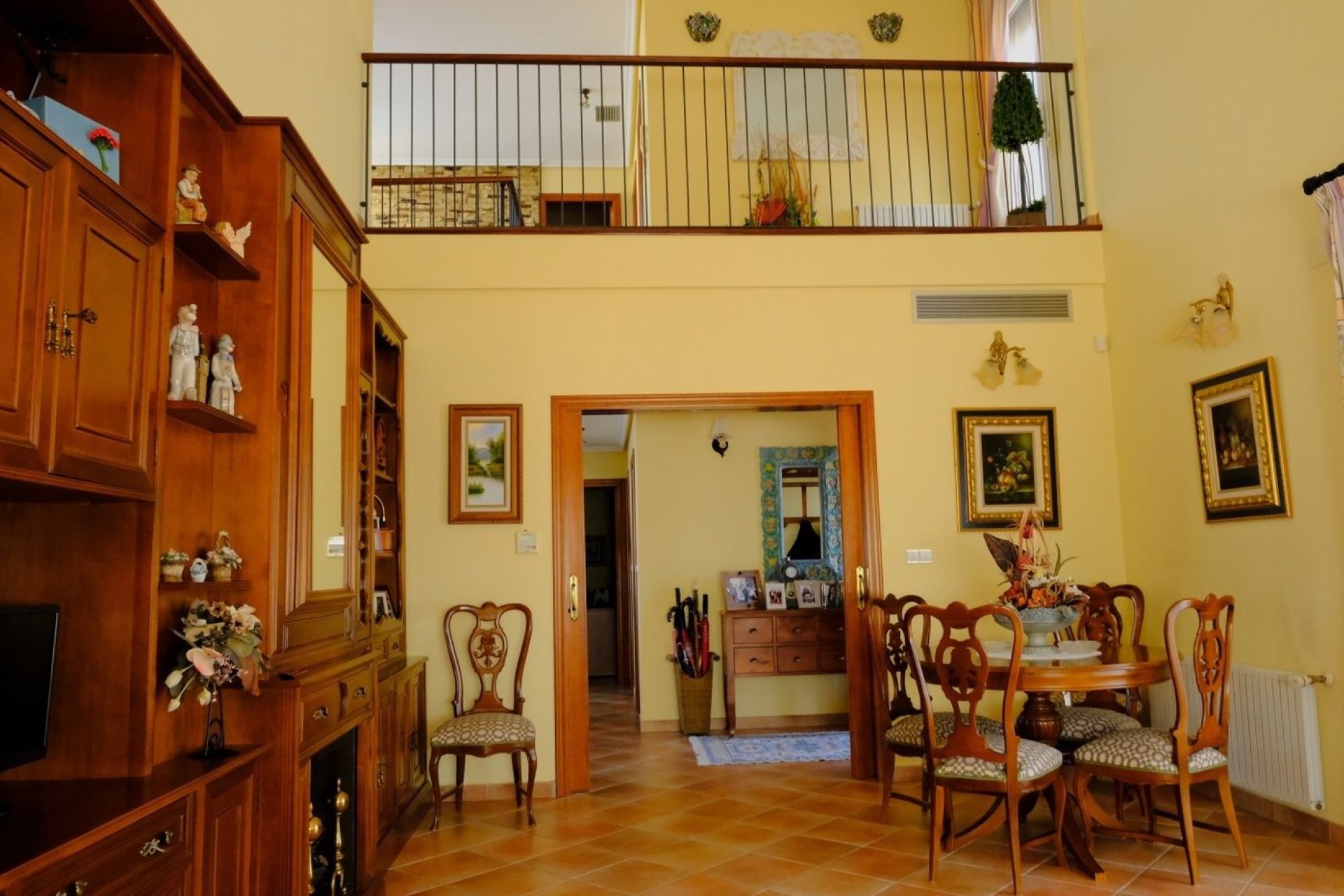 Segunda mano - Villa -
Orihuela - Orihuela Ciudad