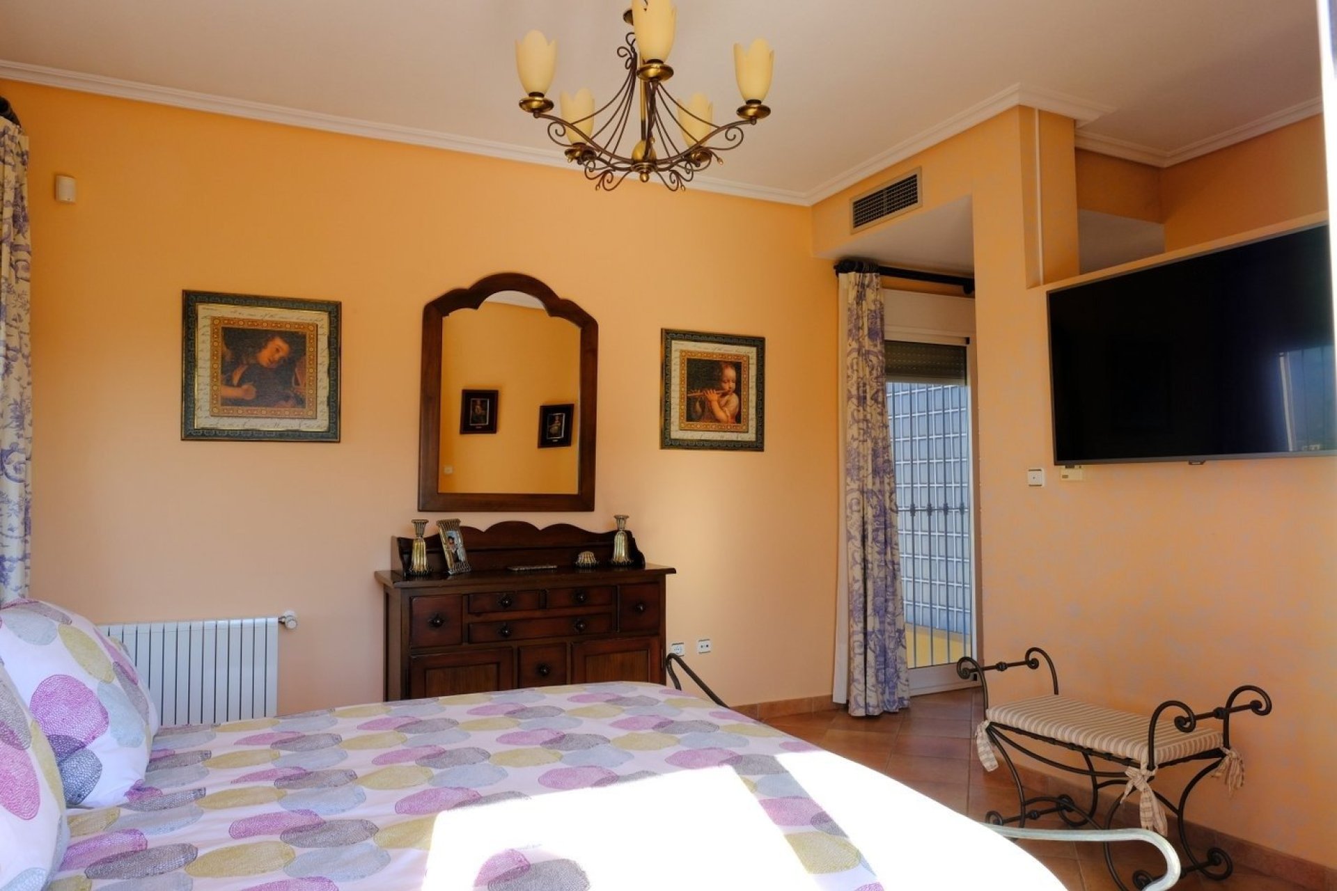 Segunda mano - Villa -
Orihuela - Orihuela Ciudad
