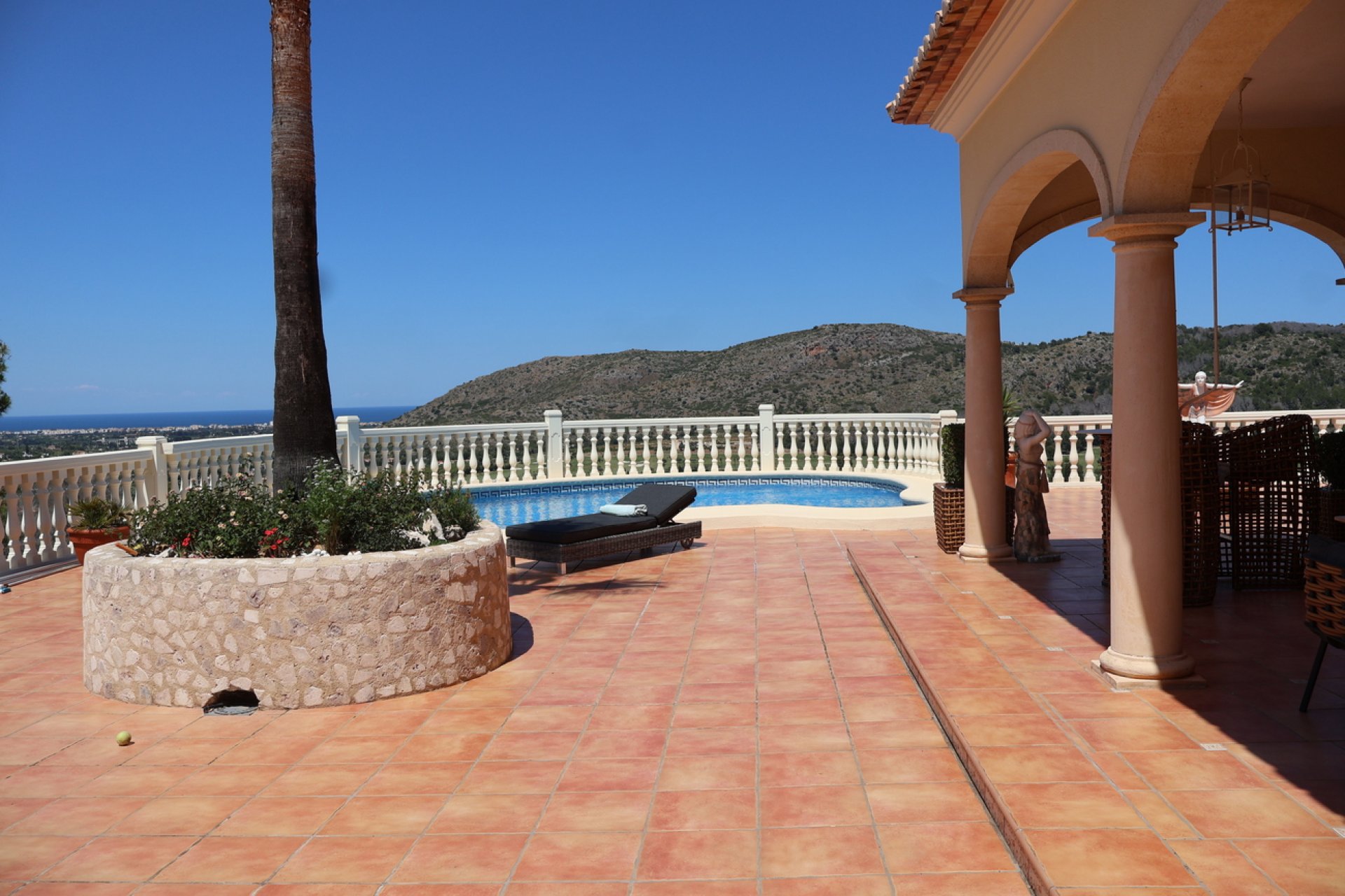 Segunda mano - Villa -
Pedreguer - Inland