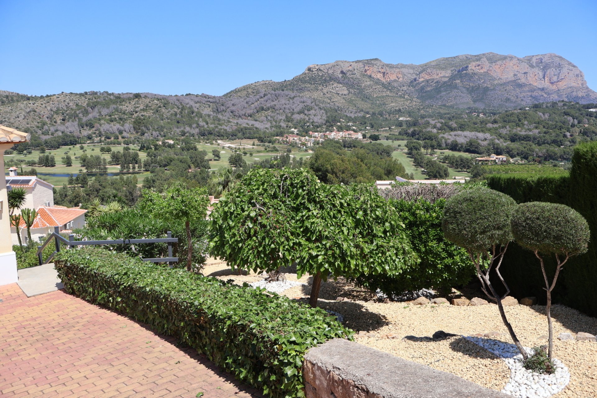 Segunda mano - Villa -
Pedreguer - Inland