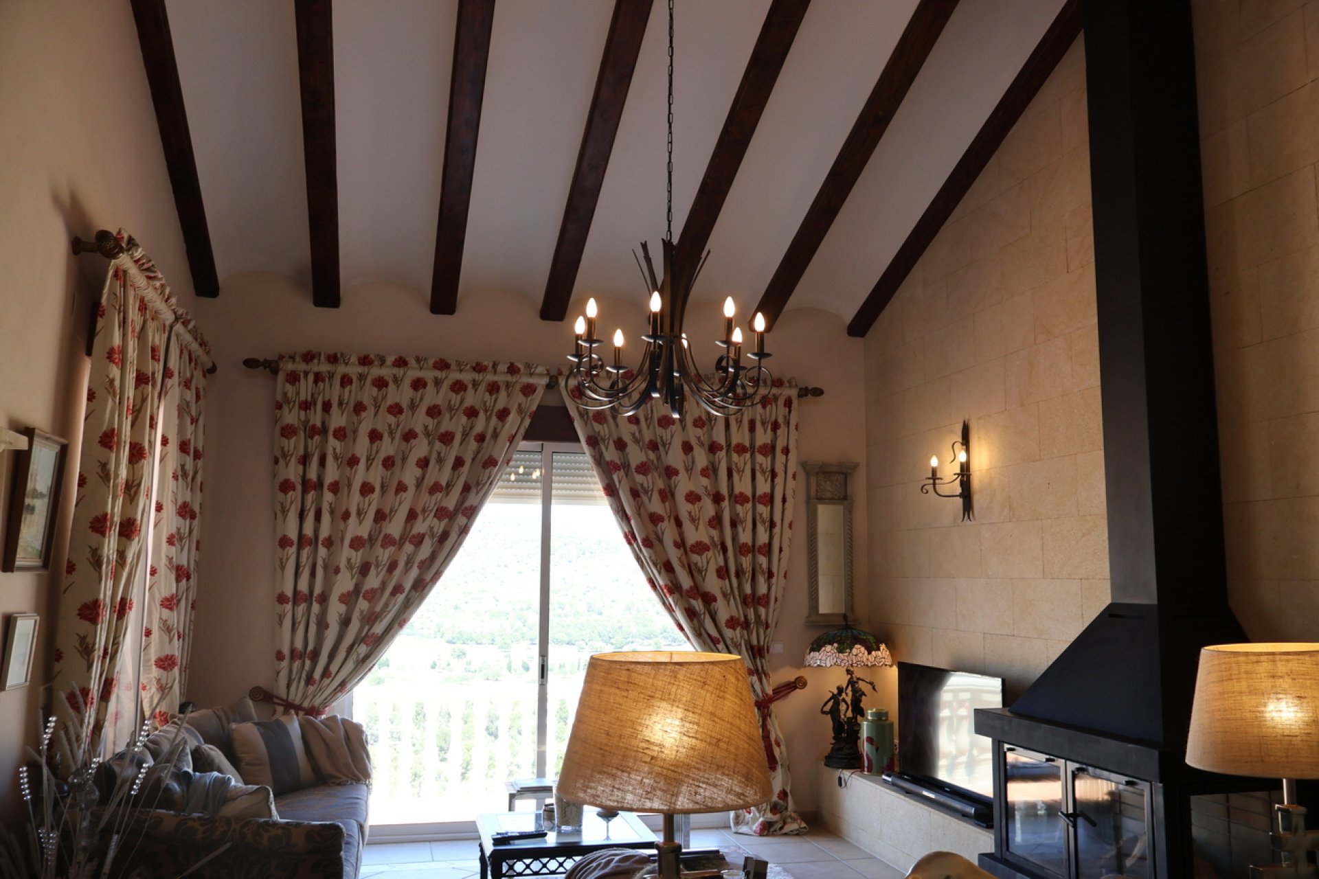 Segunda mano - Villa -
Pedreguer - Inland