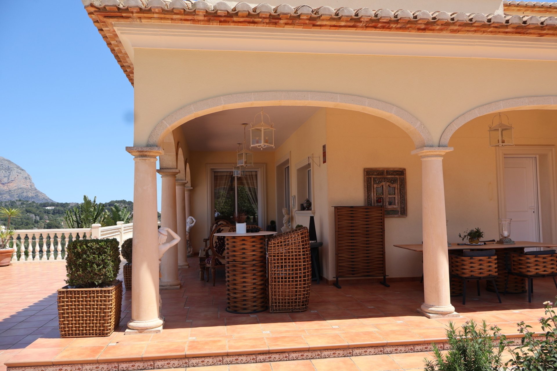 Segunda mano - Villa -
Pedreguer - Inland