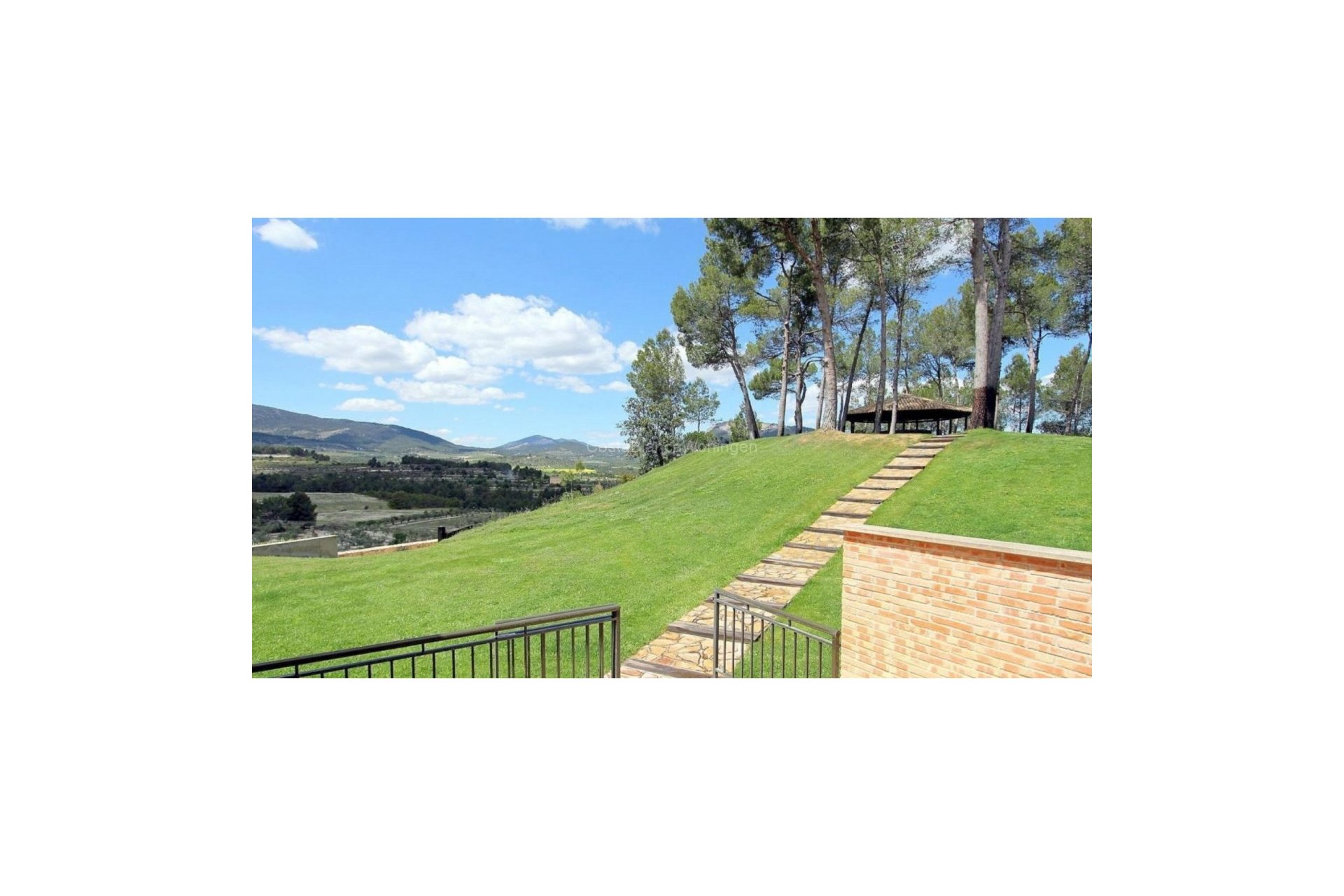 Segunda mano - Villa -
Penaguila - Inland