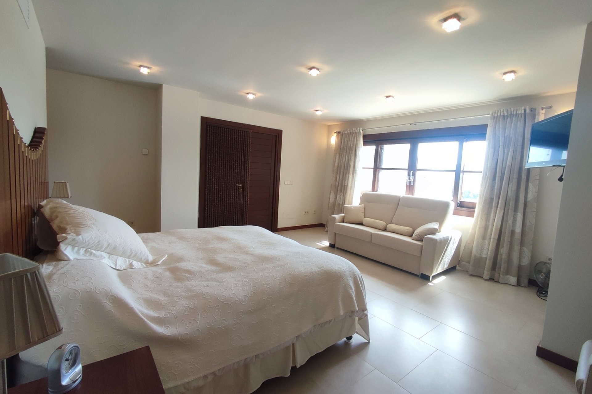 Segunda mano - Villa -
Peraleja Golf - Inland